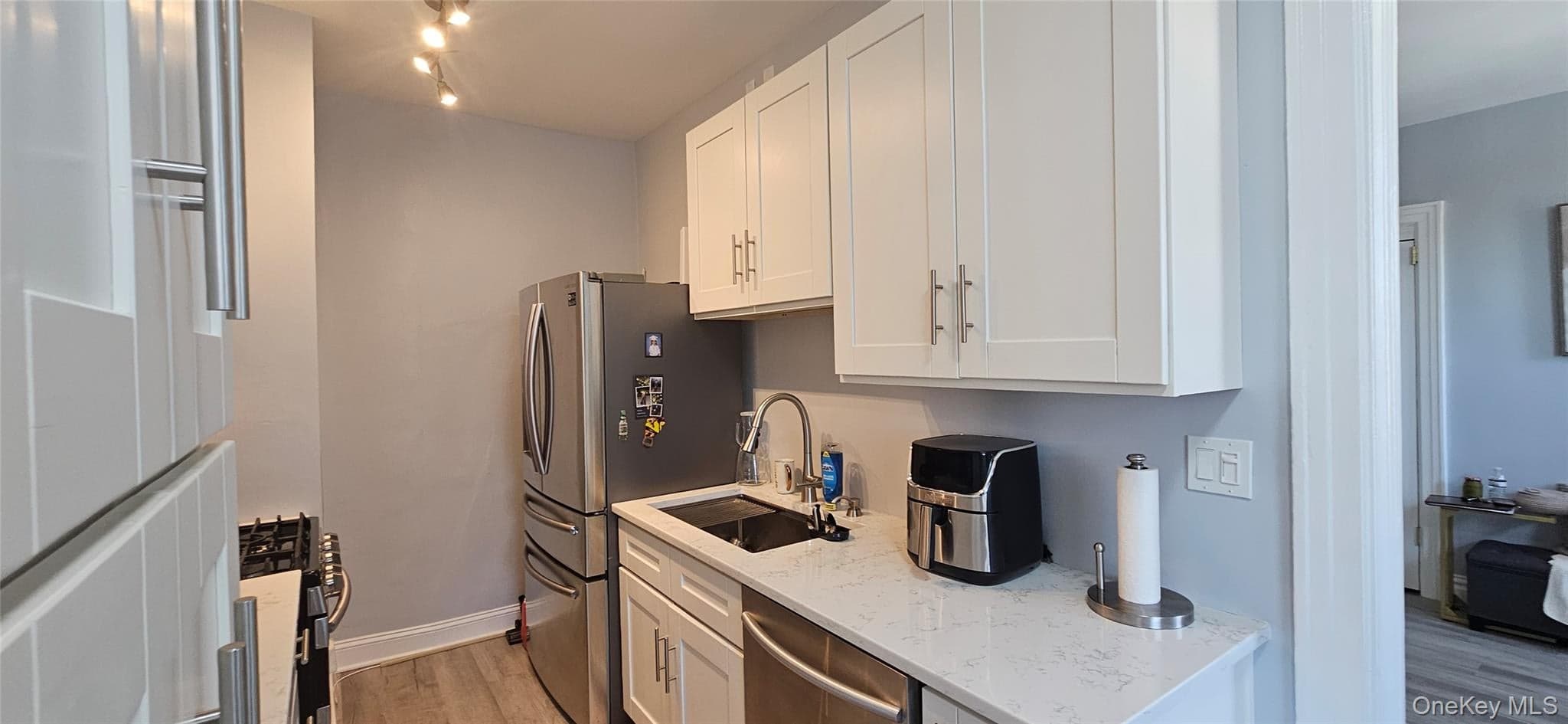 445 Gramatan Avenue Unit: GC2 thumbnail 4