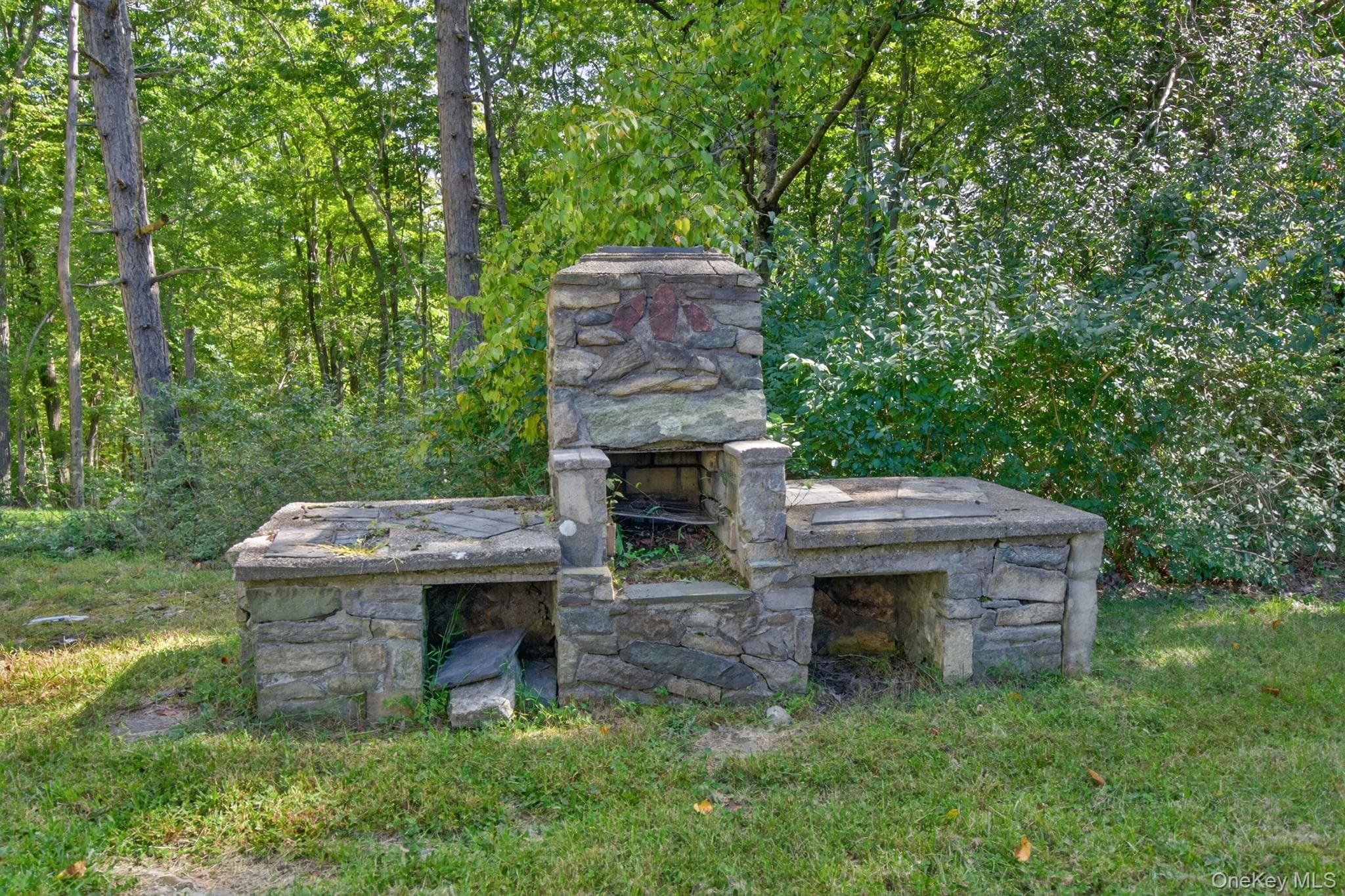 517 E Mountain Road thumbnail 48