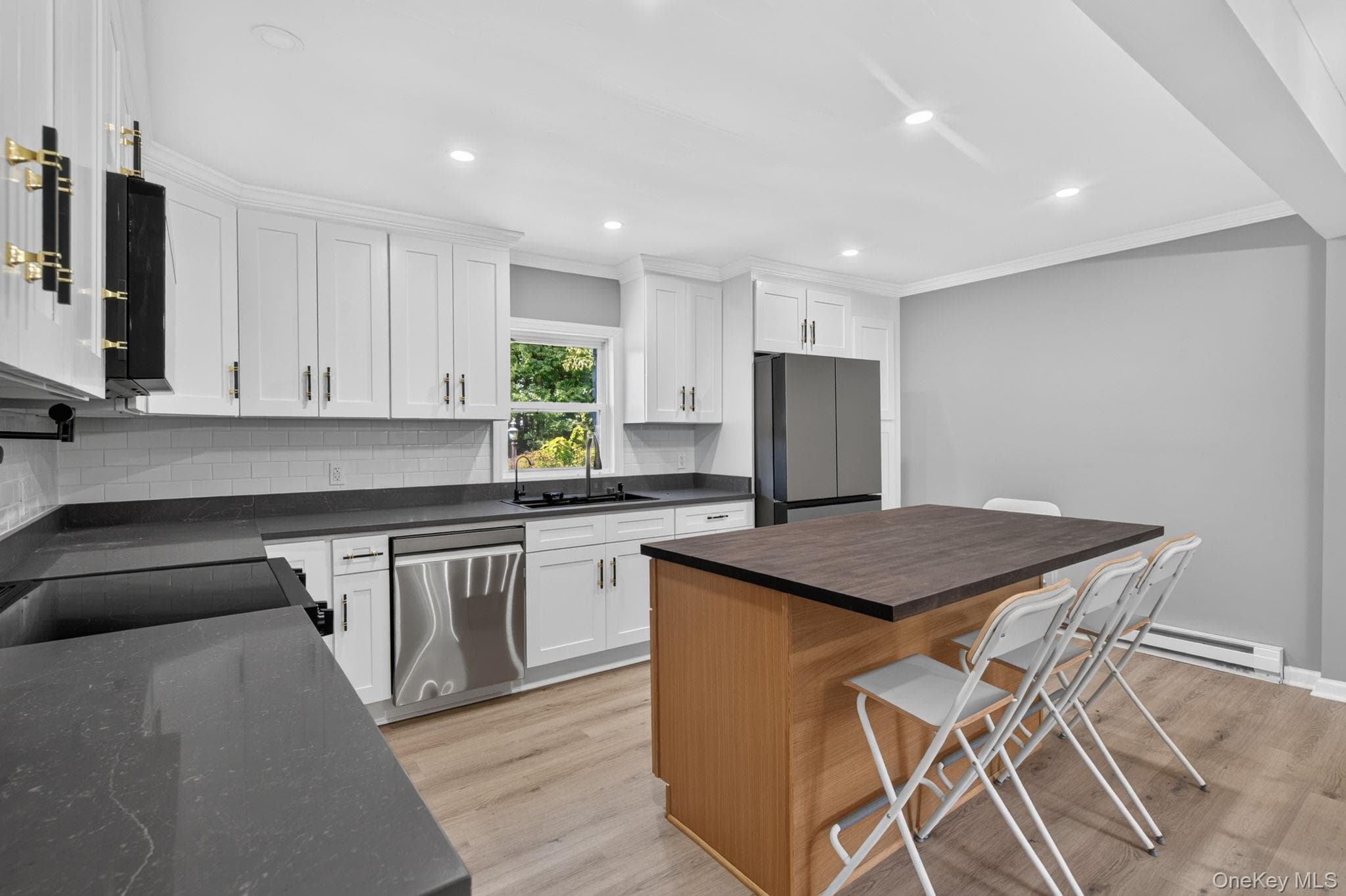 517 E Mountain Road thumbnail 8