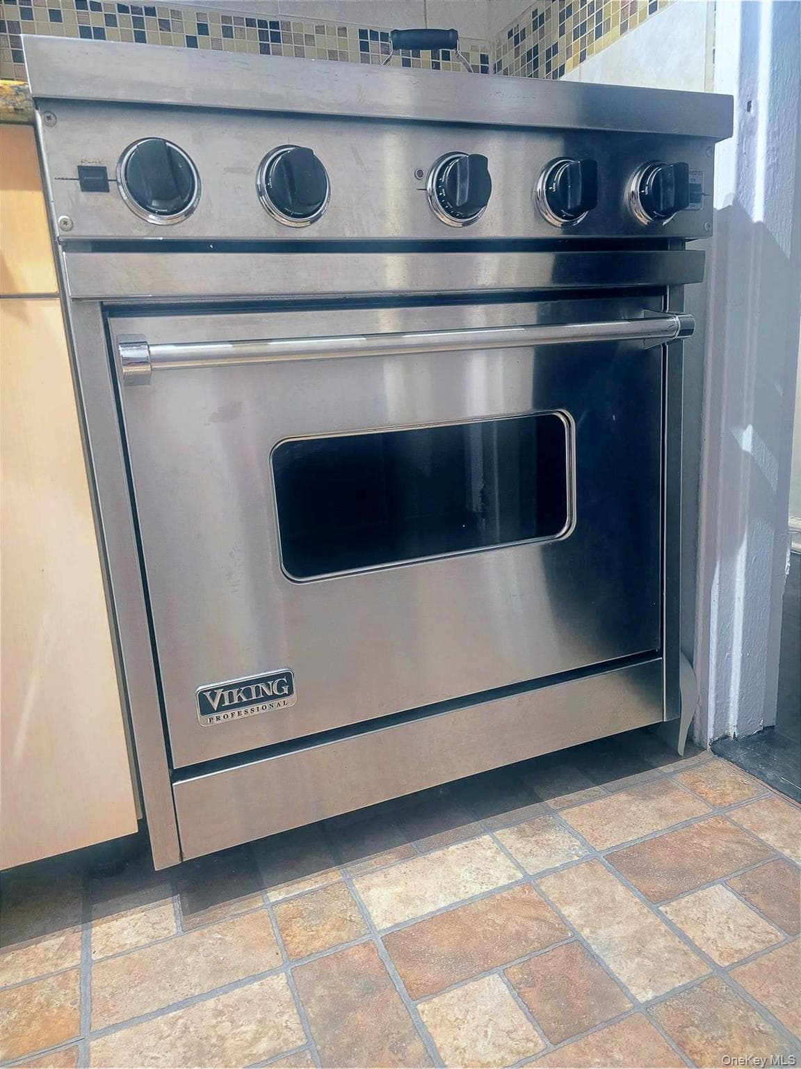 9511 Shore Road Unit: 112 thumbnail 9