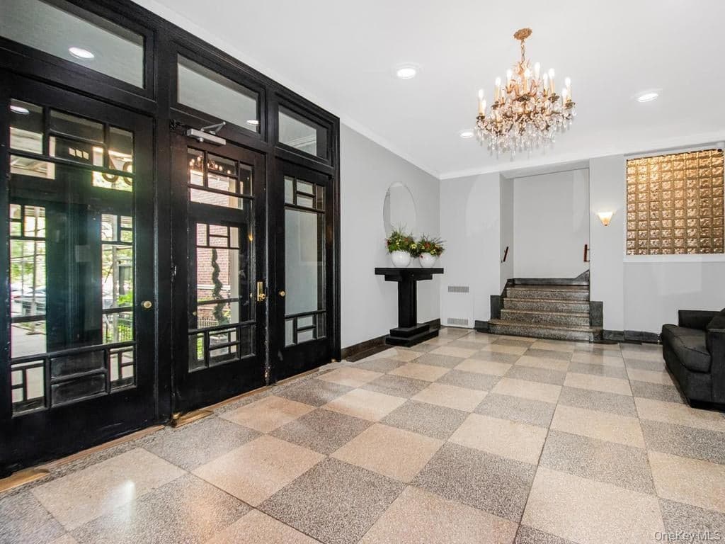 306 E Mosholu Parkway Unit: 4F thumbnail 21
