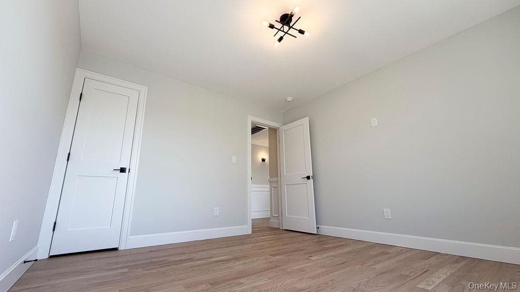 3421 Hawthorne Drive thumbnail 31