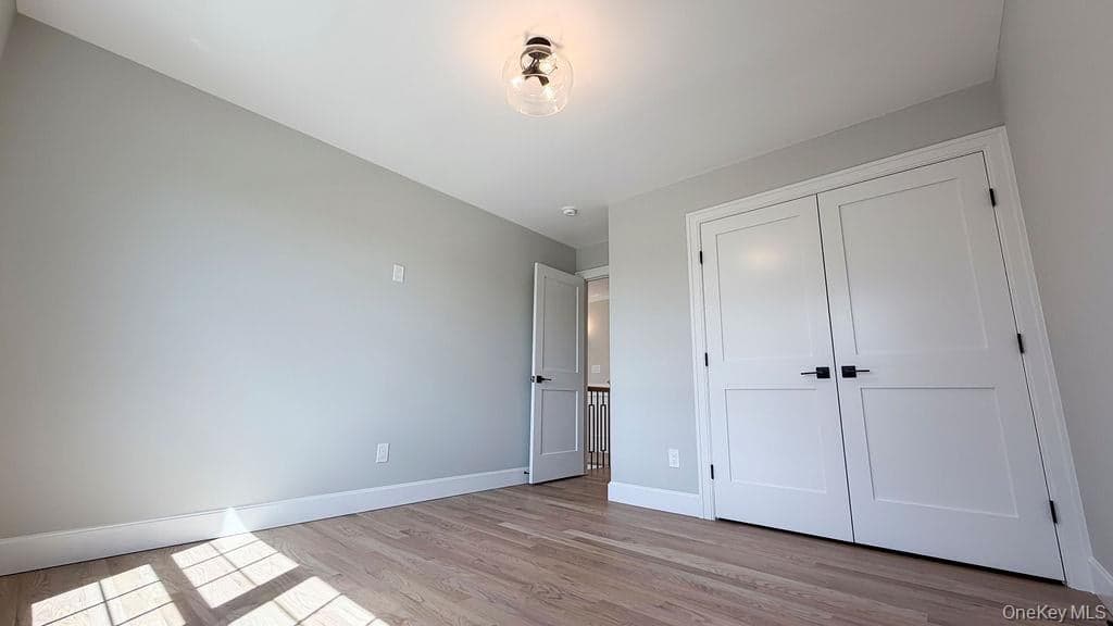 3421 Hawthorne Drive thumbnail 29