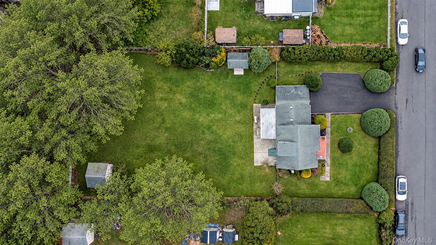 218 N Titmus Drive thumbnail 2