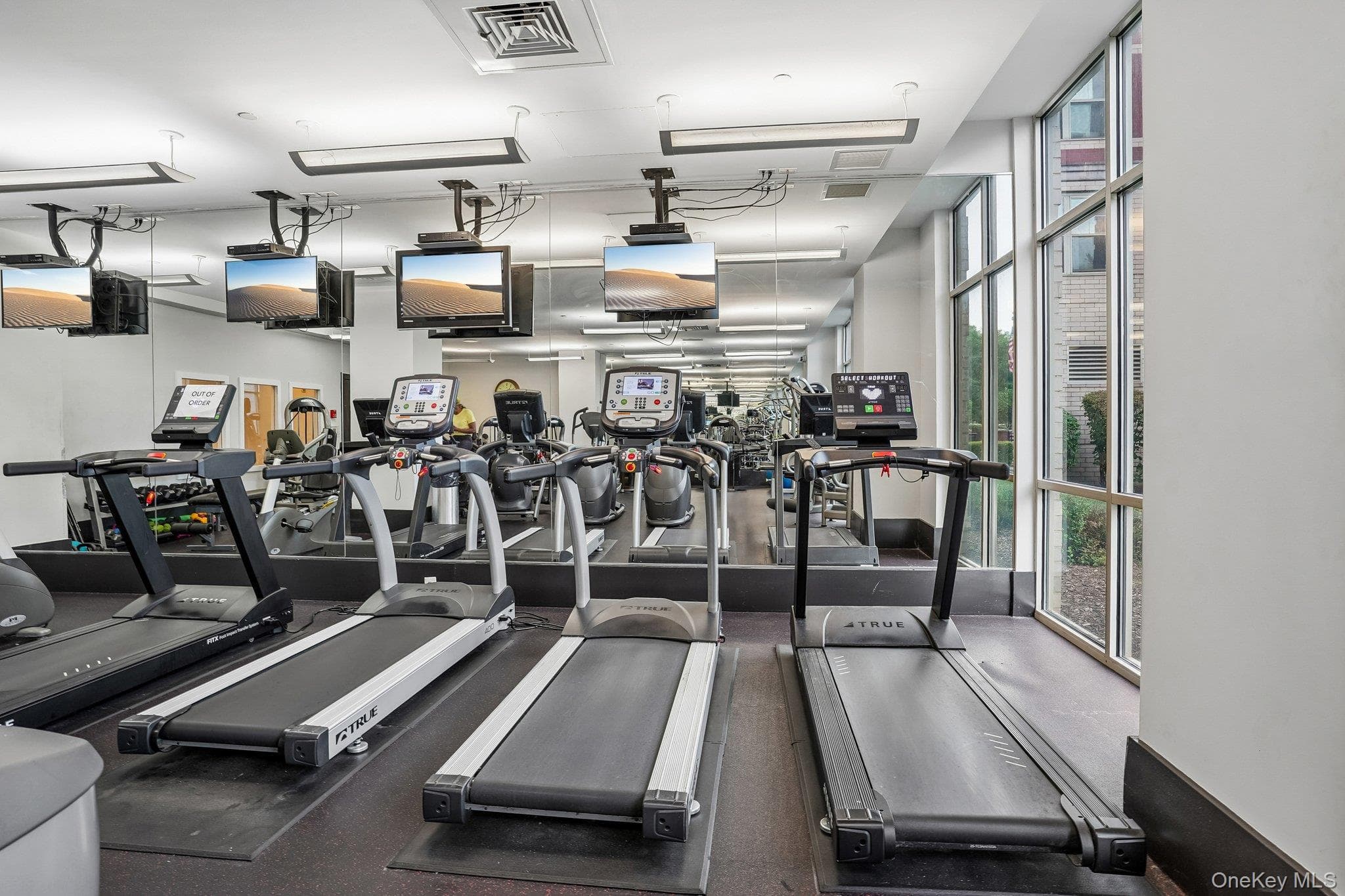 300 Mamaroneck Avenue Unit: 421 thumbnail 25