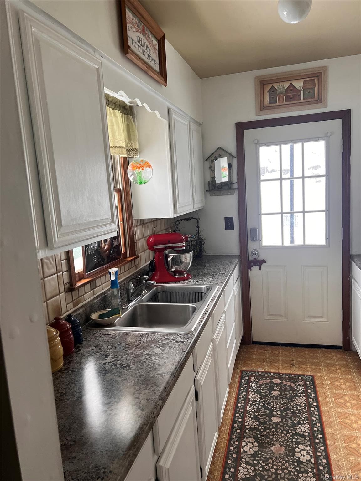 206 Lakeview Road thumbnail 3