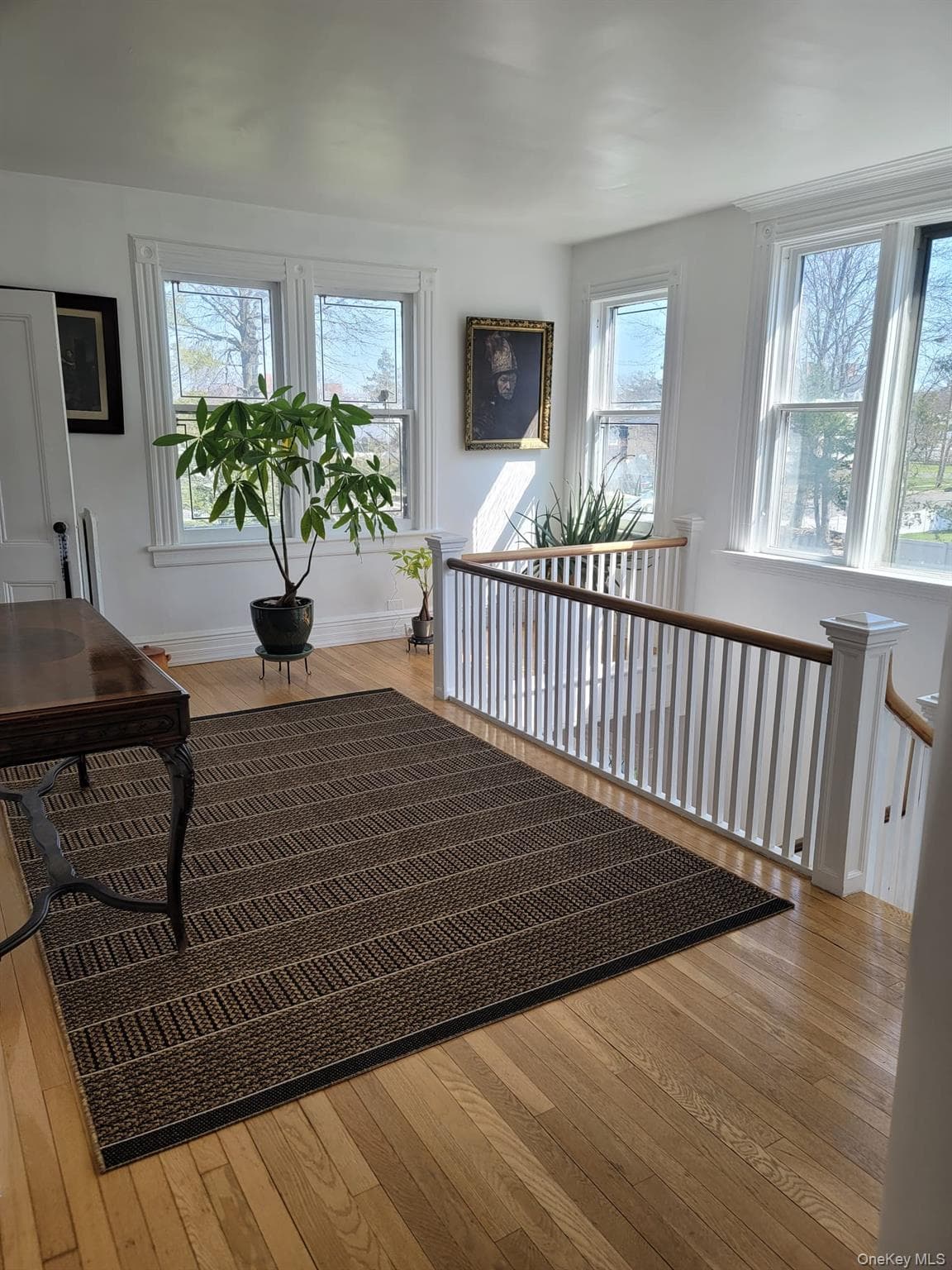 129 Hilton Avenue thumbnail 5