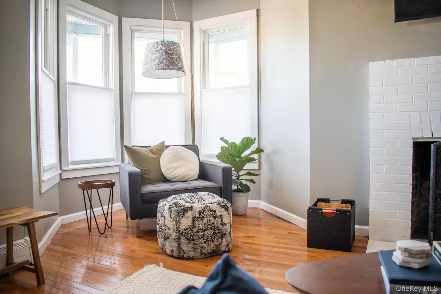 34 E Saint James Street thumbnail 5
