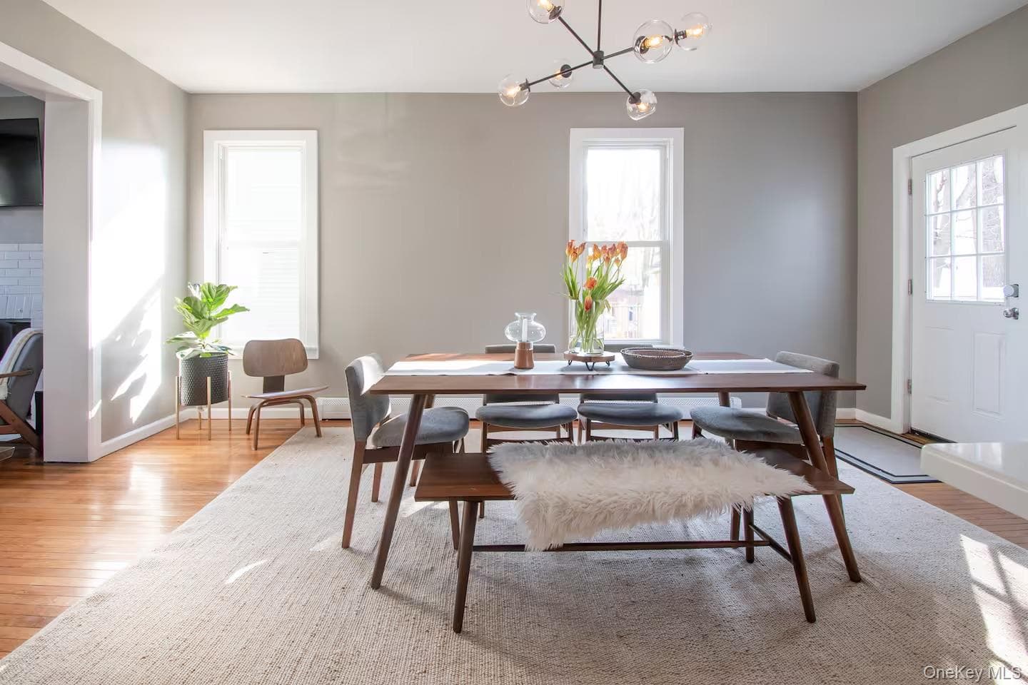 34 E Saint James Street thumbnail 9