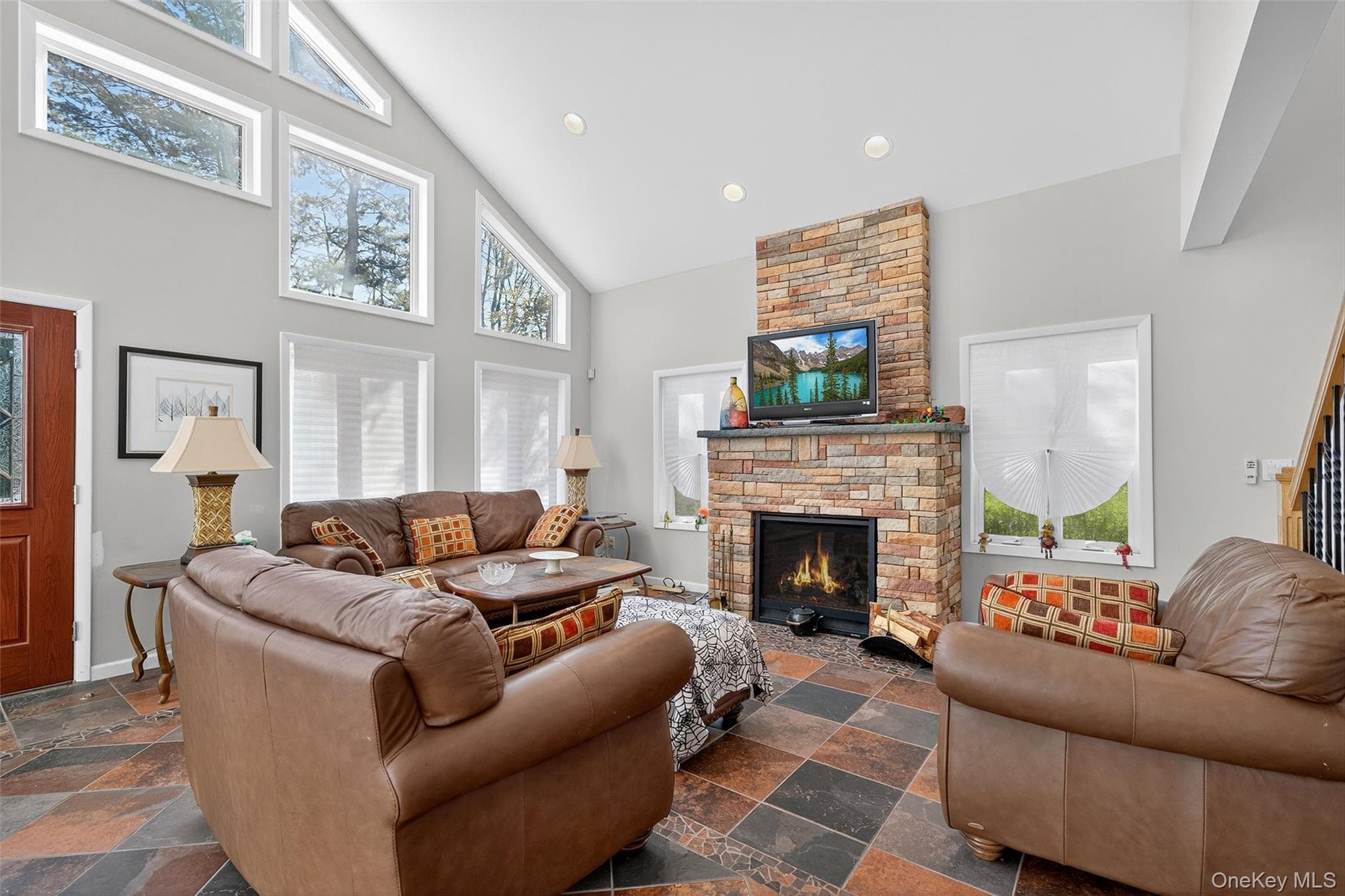 518 Sackett Lake Road thumbnail 15