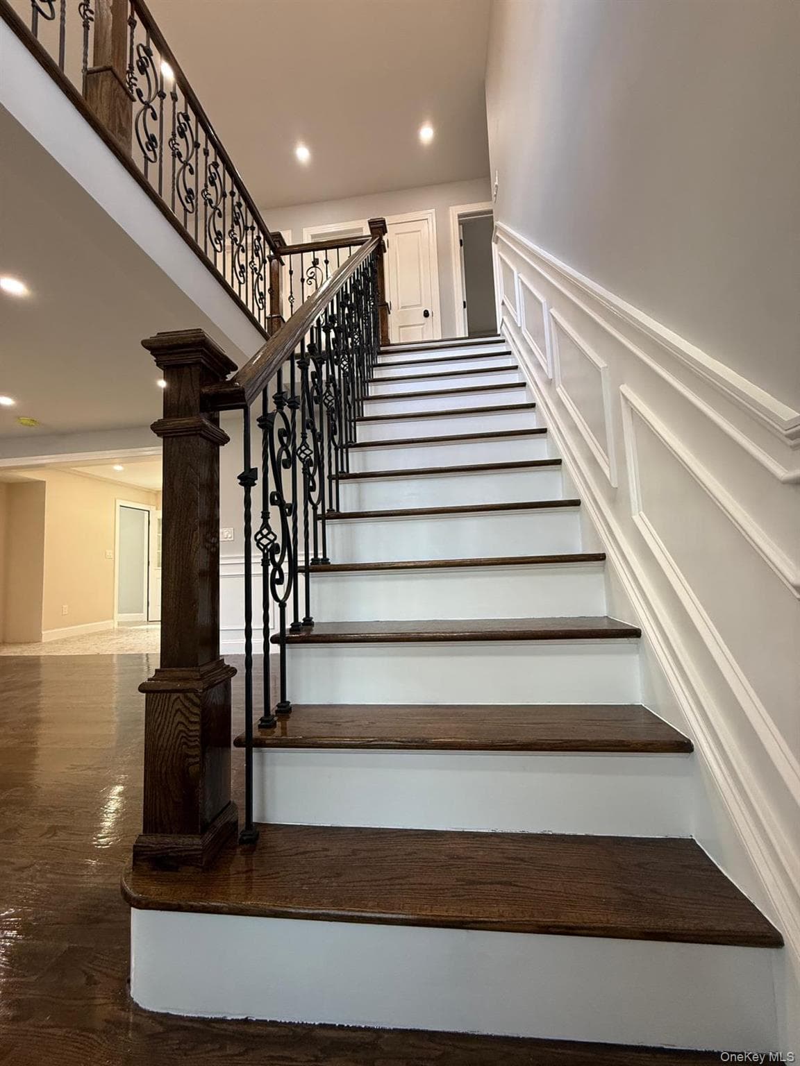 438 Von Elm Avenue thumbnail 17