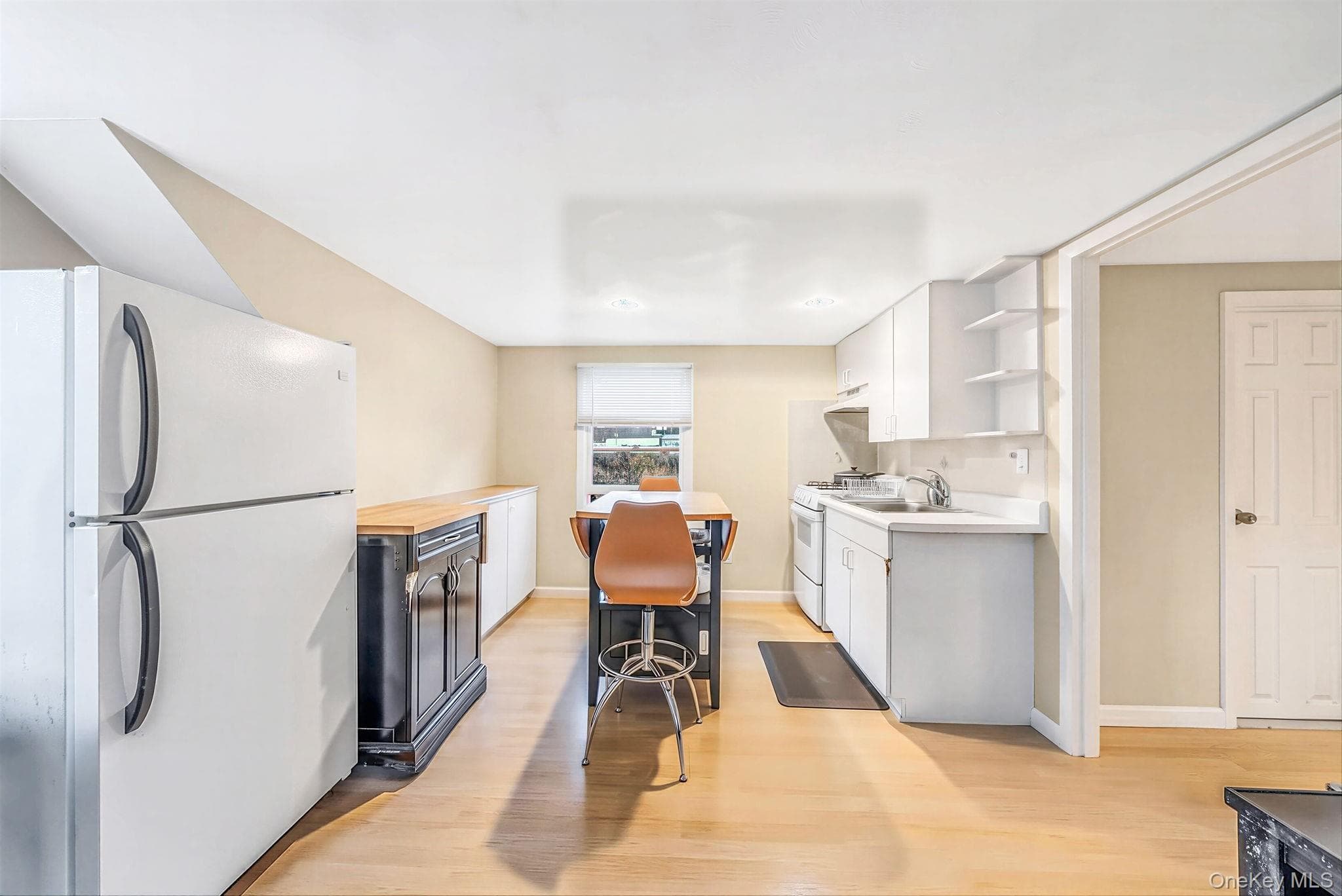 9 Cortelyou Street thumbnail 30