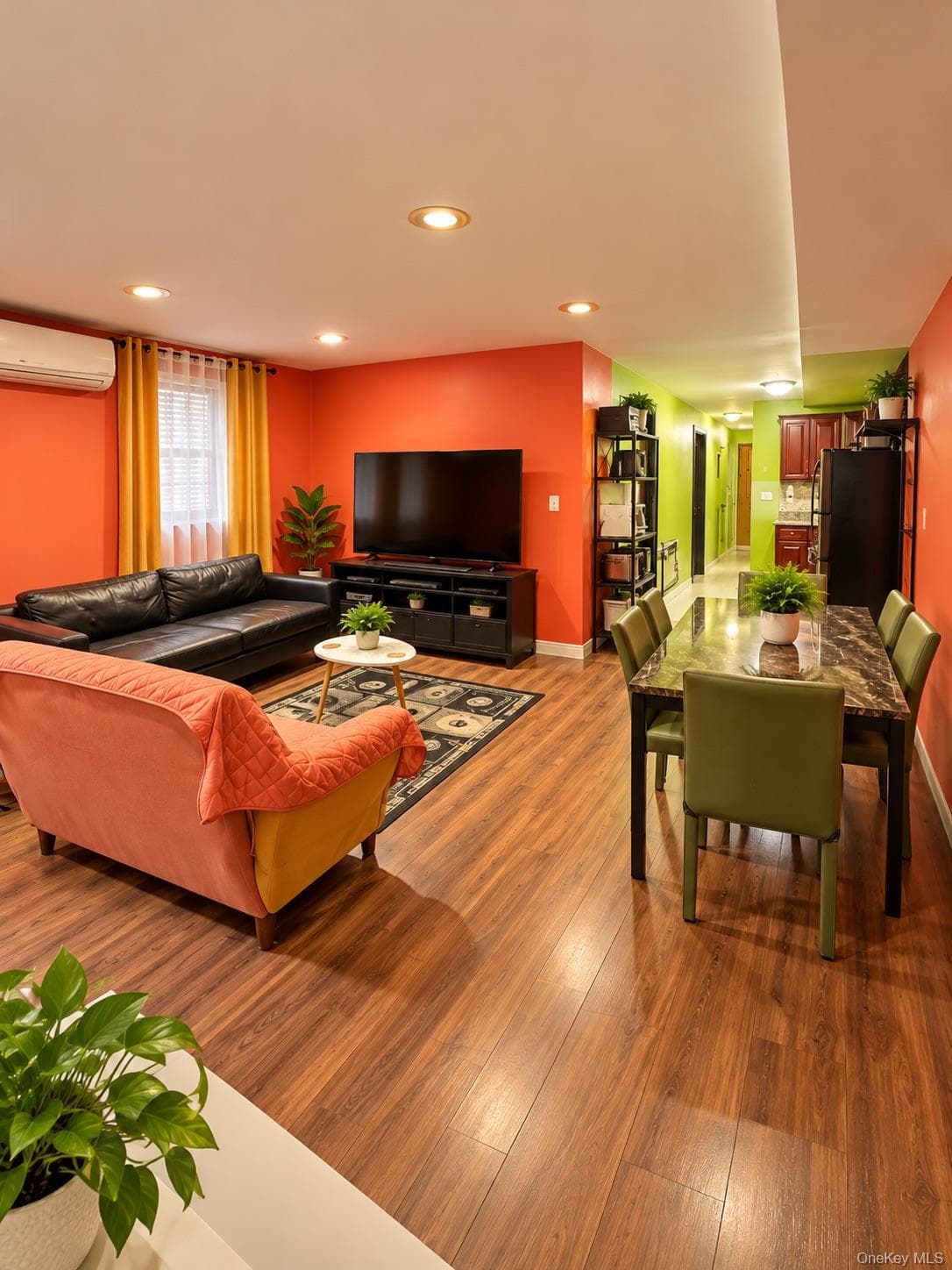 662 E 52nd Street thumbnail 17