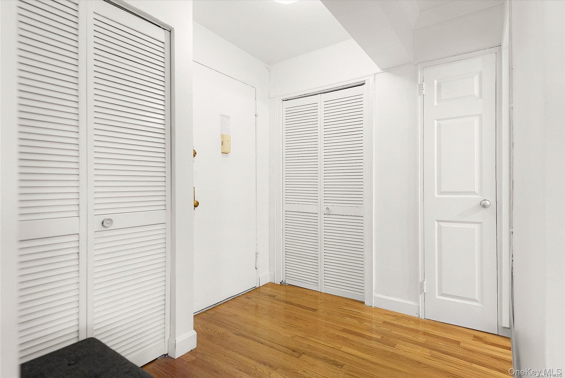 65-15 Alderton Street Unit: 5/F thumbnail 2