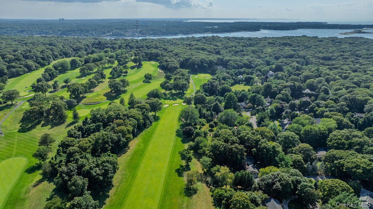 30 Fairway Drive thumbnail 32