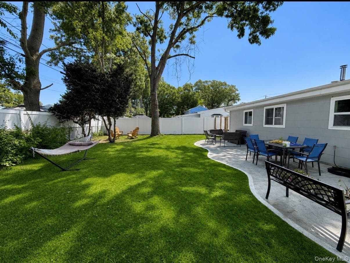 65 Biscayne Drive thumbnail 18