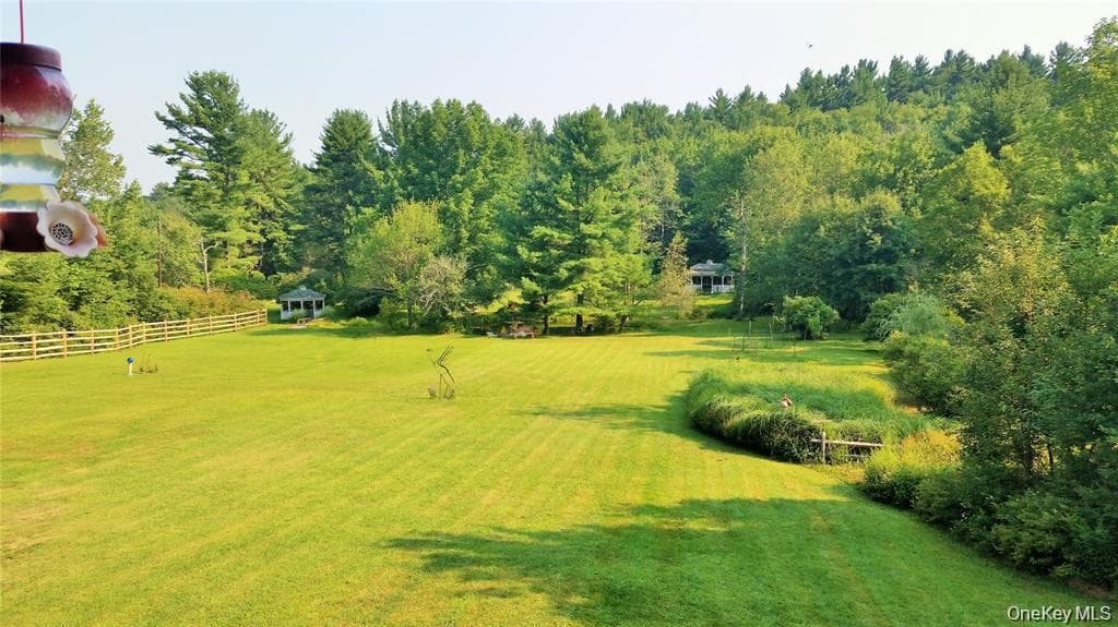 315 Thompson Road thumbnail 6