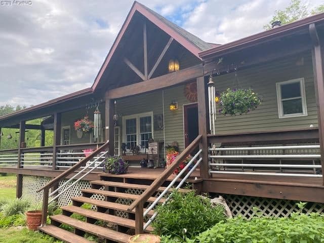 315 Thompson Road, Thompsonville