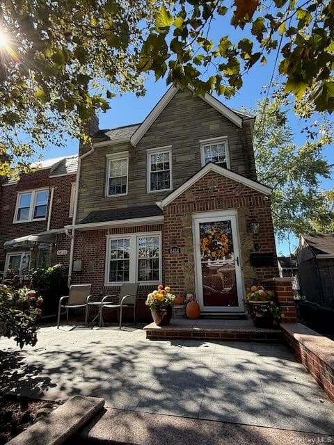 6414 83rd Place, Middle Village