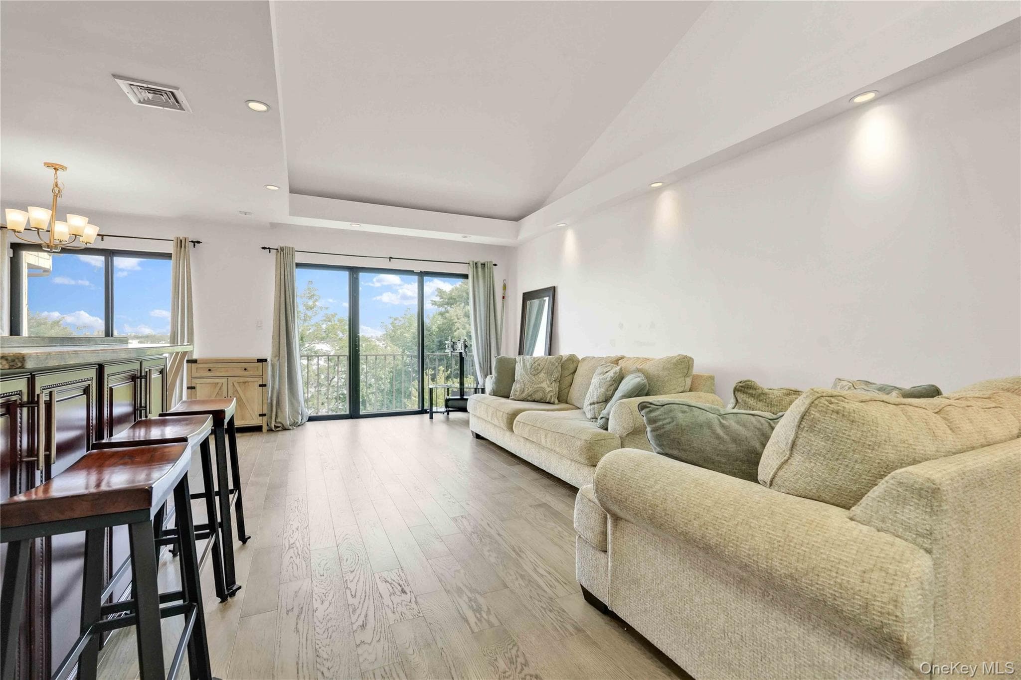 12009 Riviera Court Unit: 10B thumbnail 13