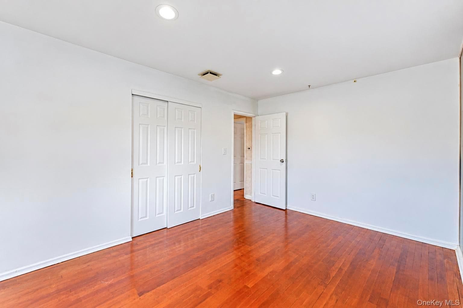 286 W 13th Street thumbnail 12