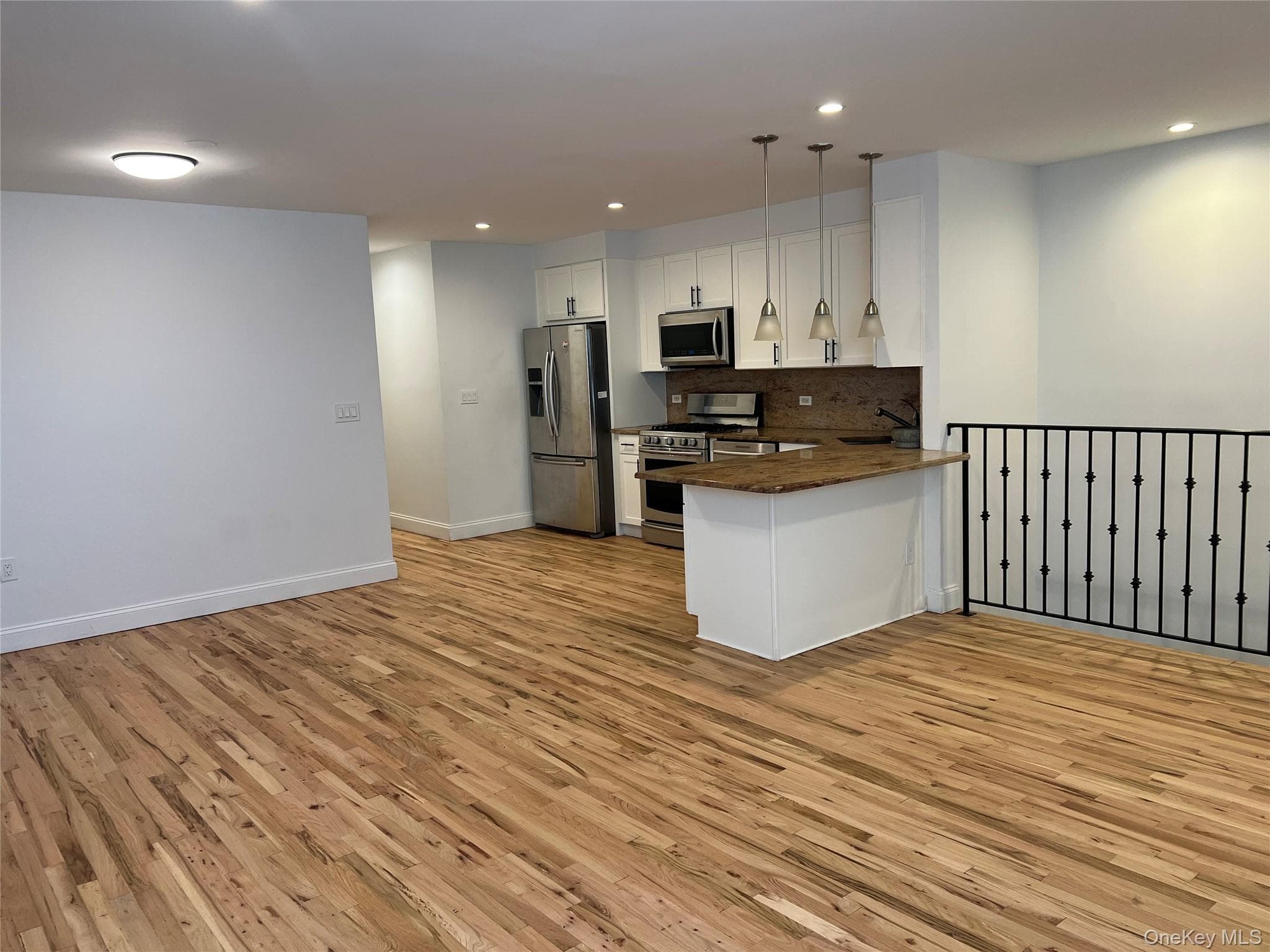10008 Shore Front Parkway Unit: 20A thumbnail 7