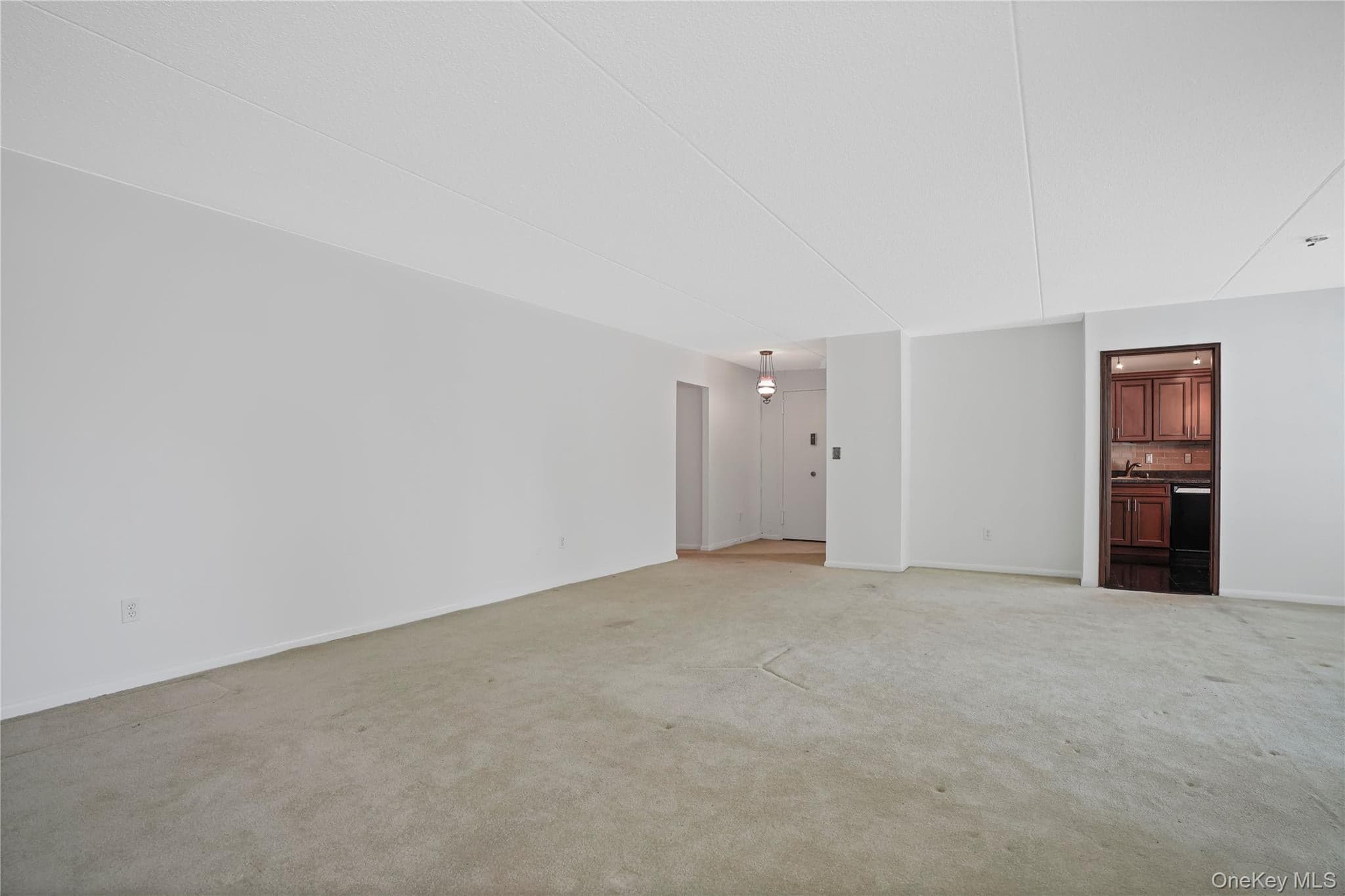 500 High Point Drive Unit: 403 thumbnail 17