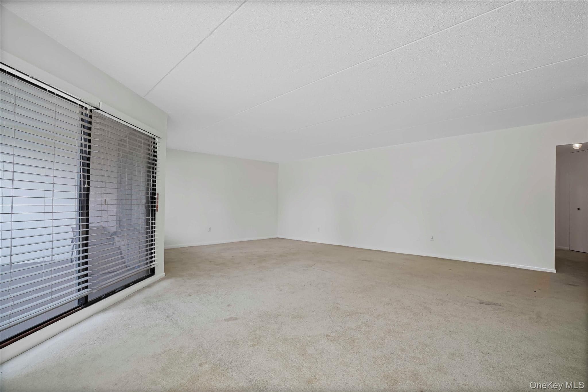 500 High Point Drive Unit: 403 thumbnail 15