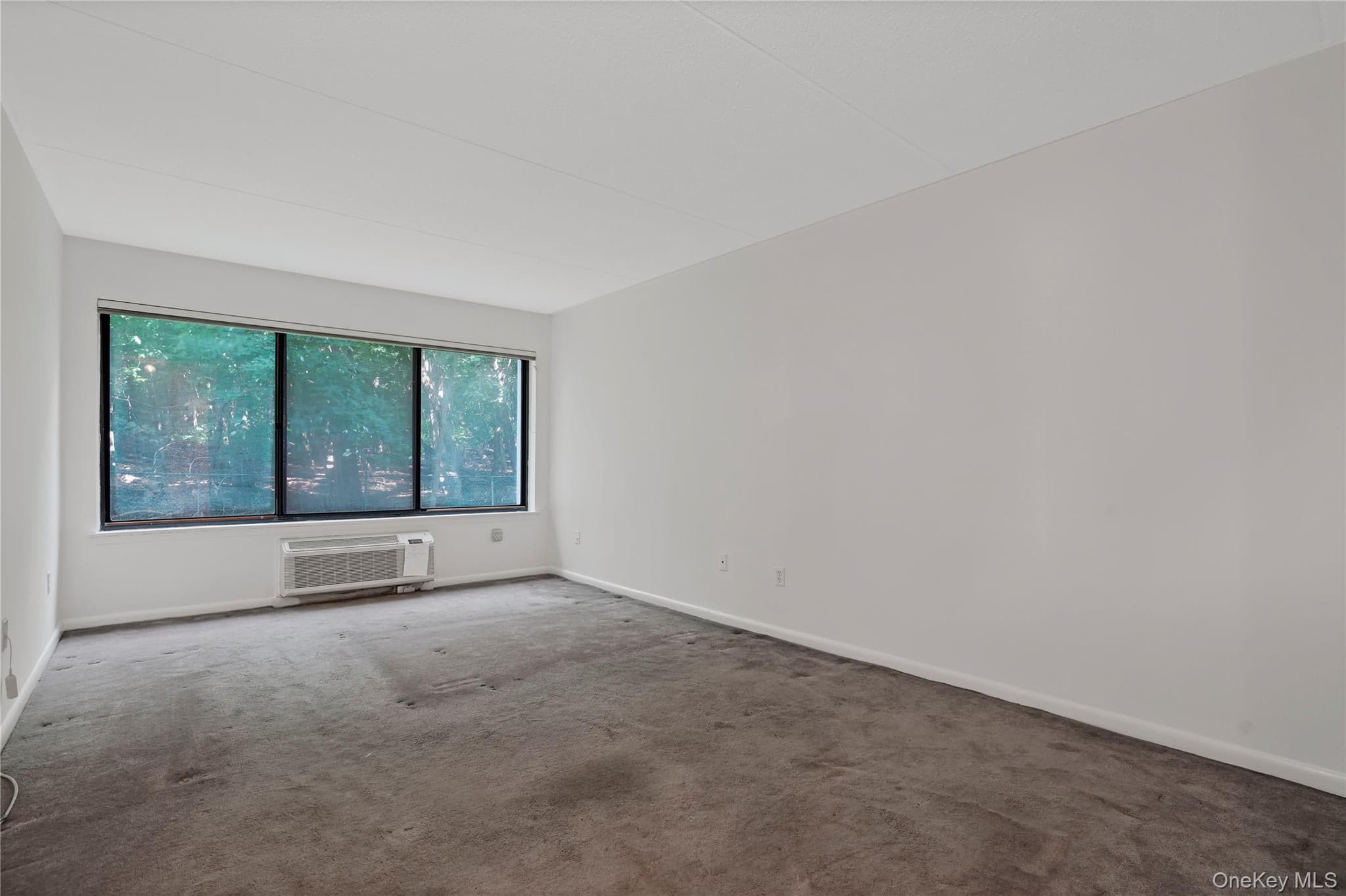 500 High Point Drive Unit: 403 thumbnail 9