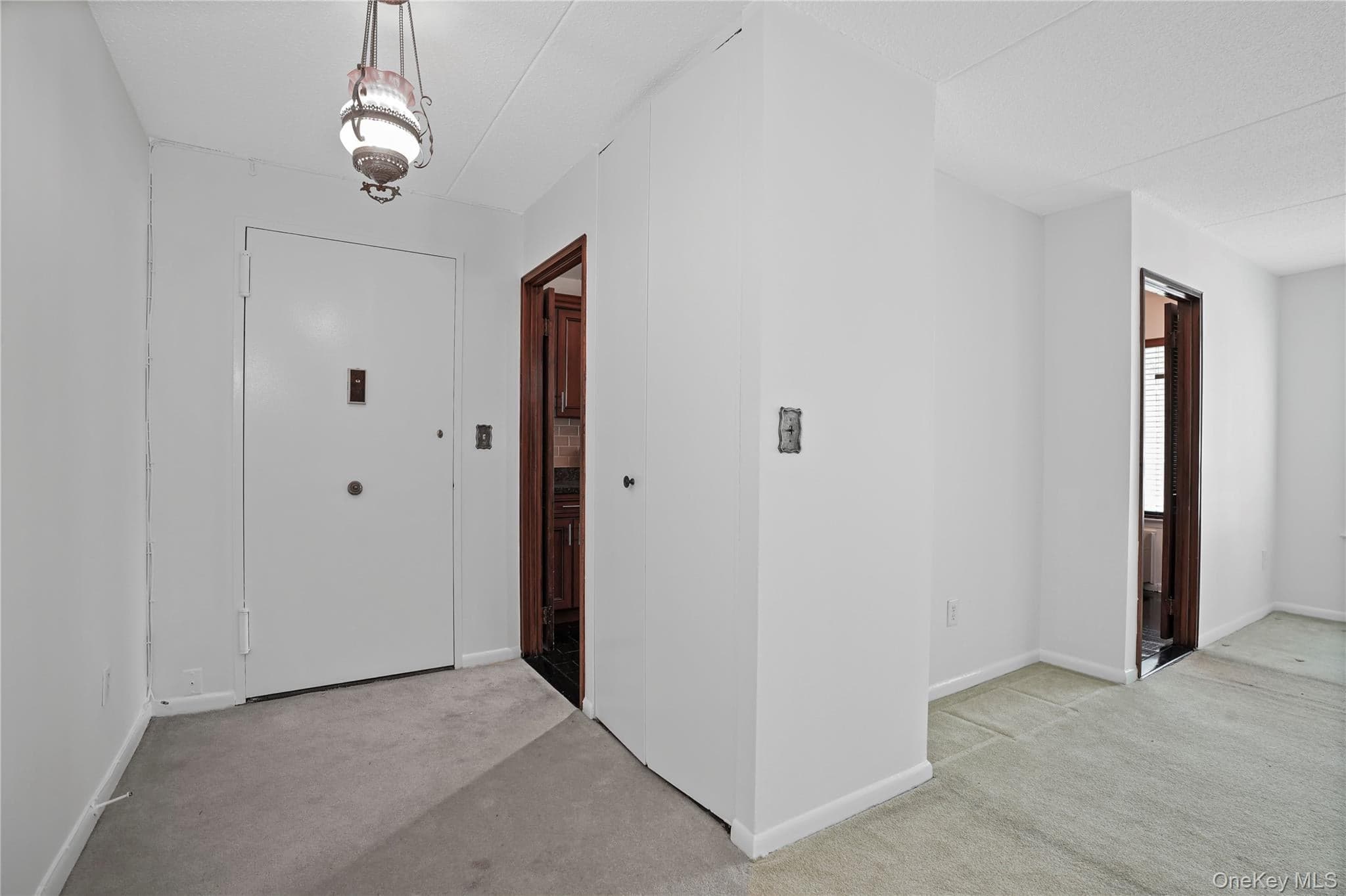 500 High Point Drive Unit: 403 thumbnail 12