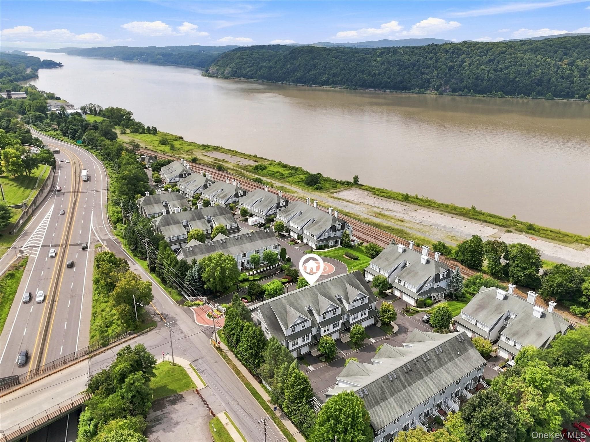 308 Bridgeview Drive thumbnail 3