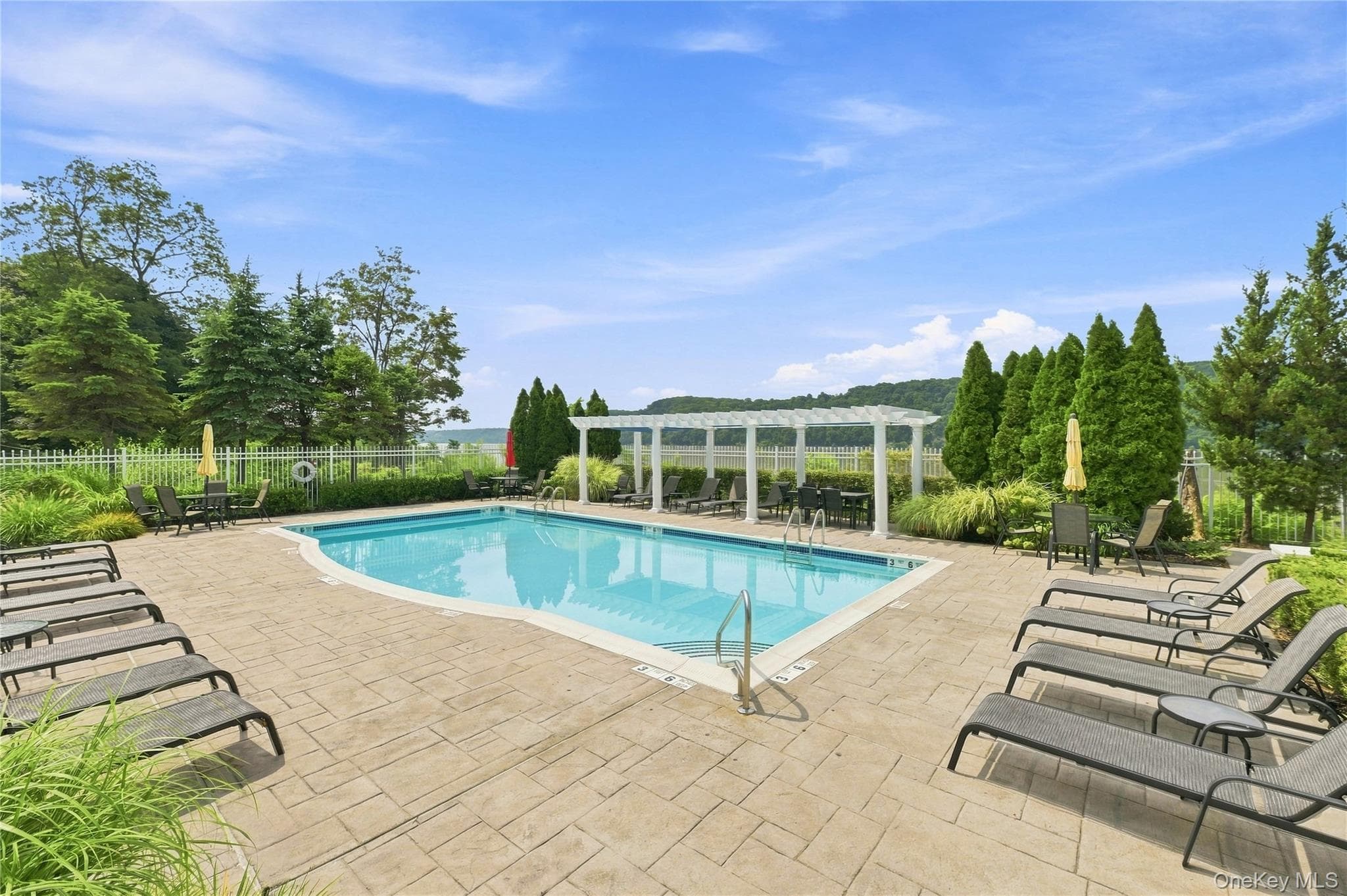 308 Bridgeview Drive thumbnail 7