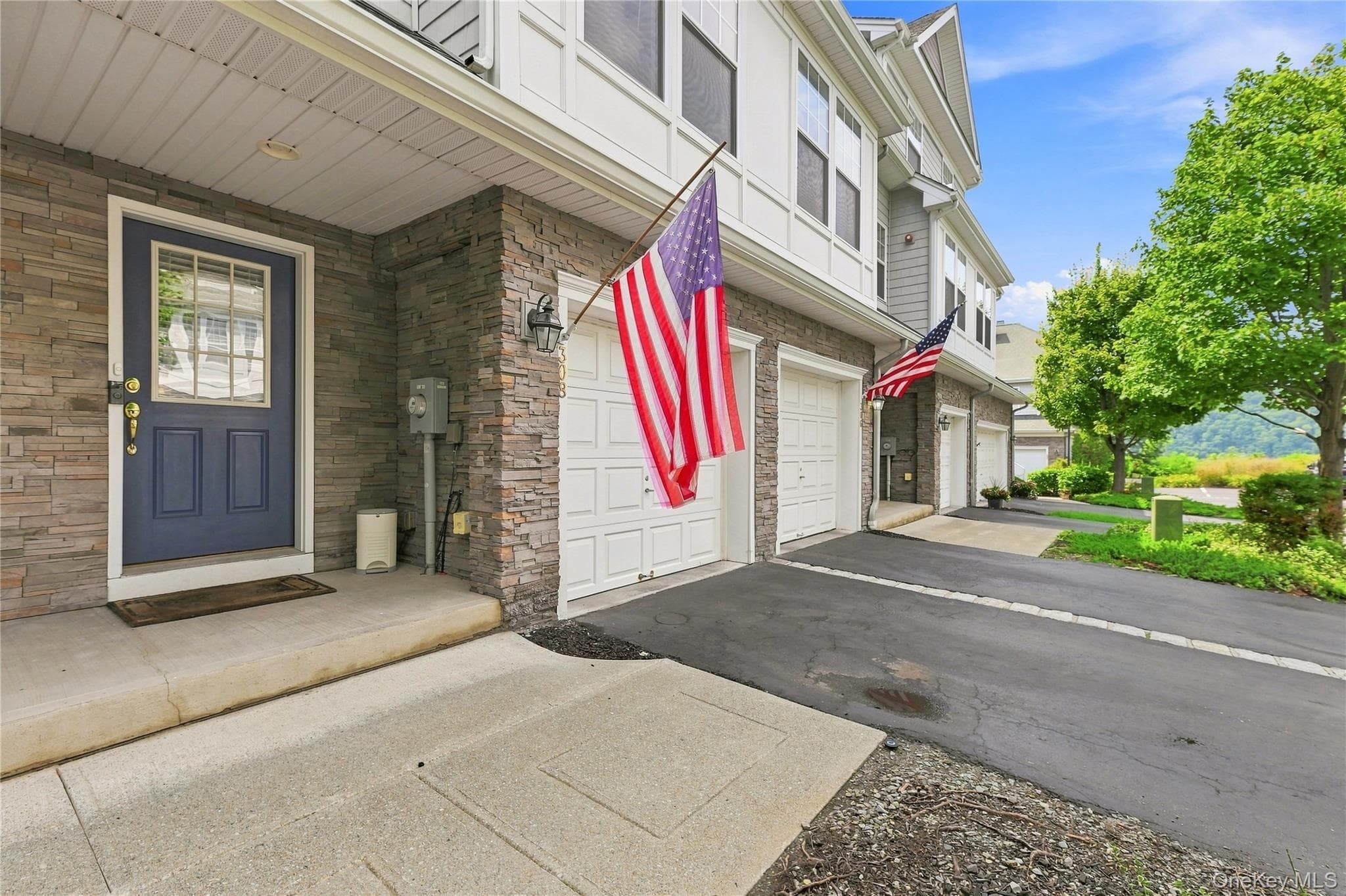 308 Bridgeview Drive thumbnail 12