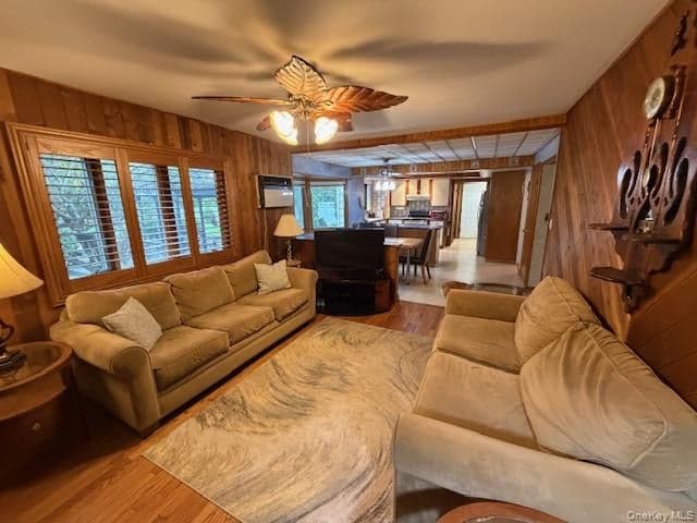 2338 Locust Avenue thumbnail 15