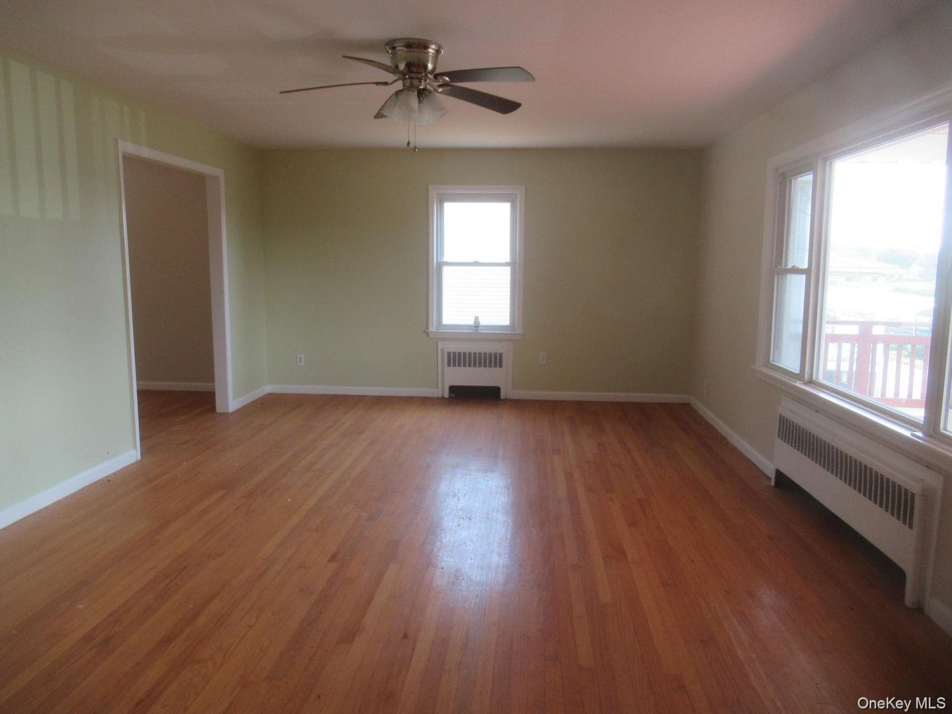33 Meadow Avenue thumbnail 11
