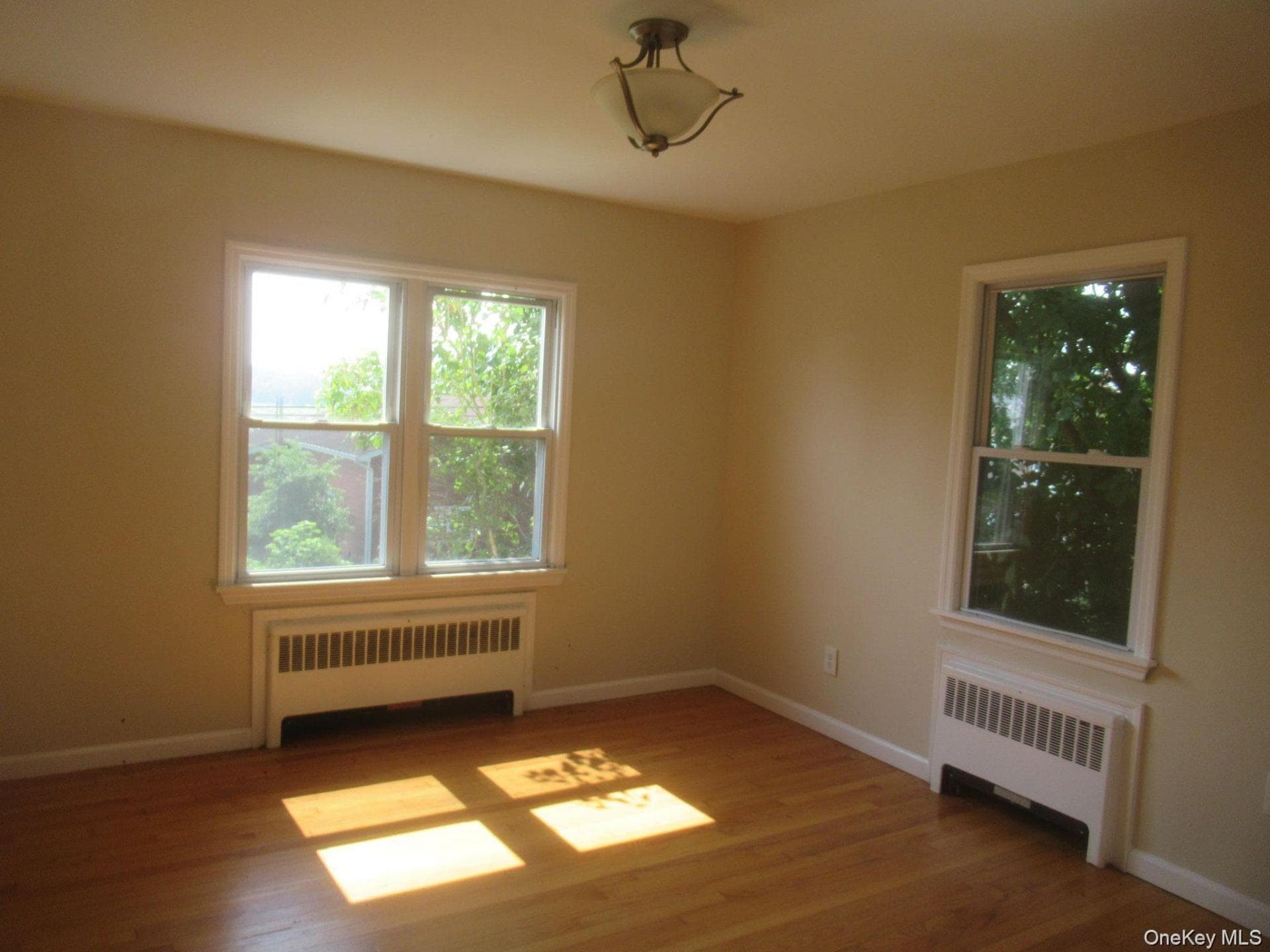 33 Meadow Avenue thumbnail 20