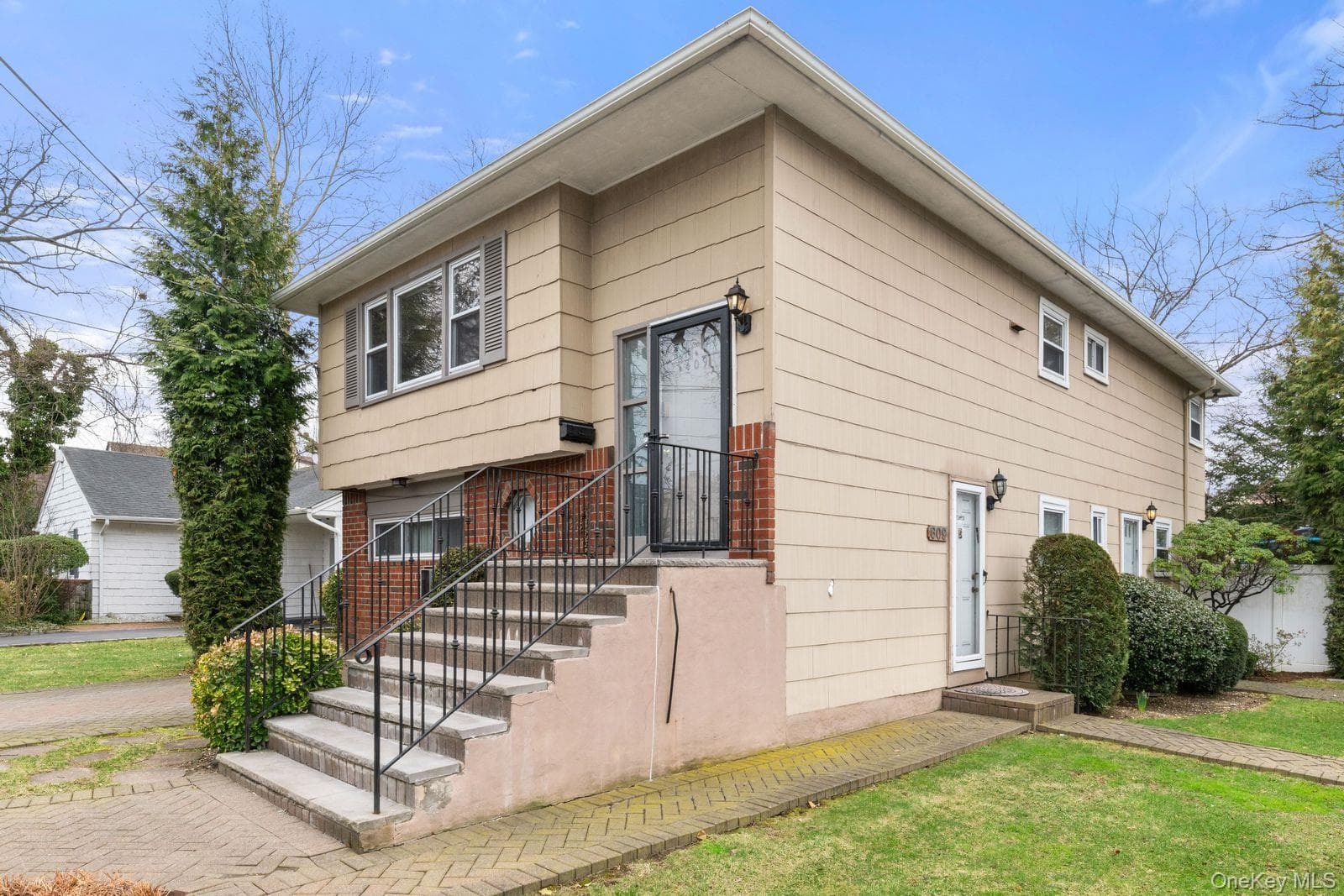 409 Barnard Avenue thumbnail 4