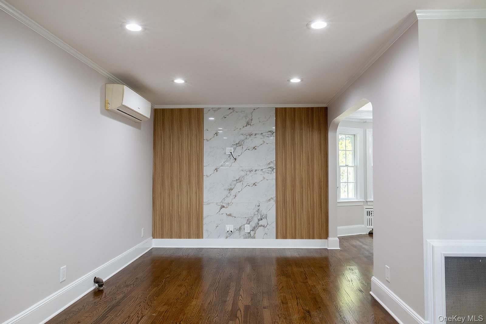 478 Carnation Avenue thumbnail 7