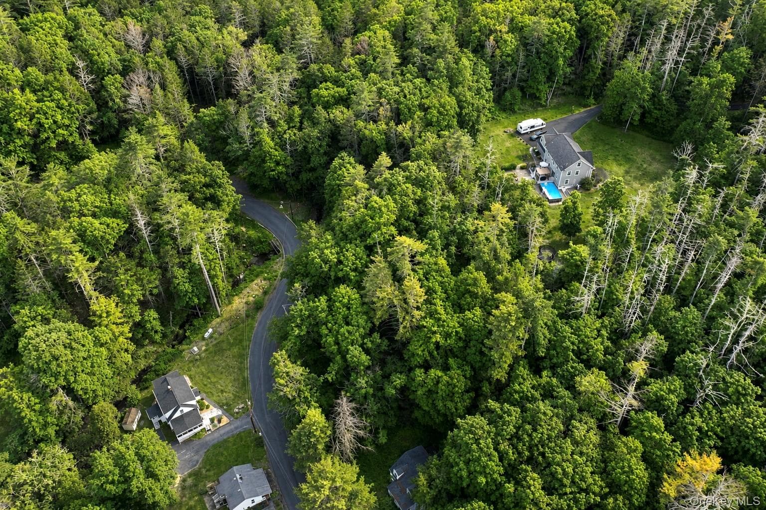 20 Wintergreen Hill Road thumbnail 14