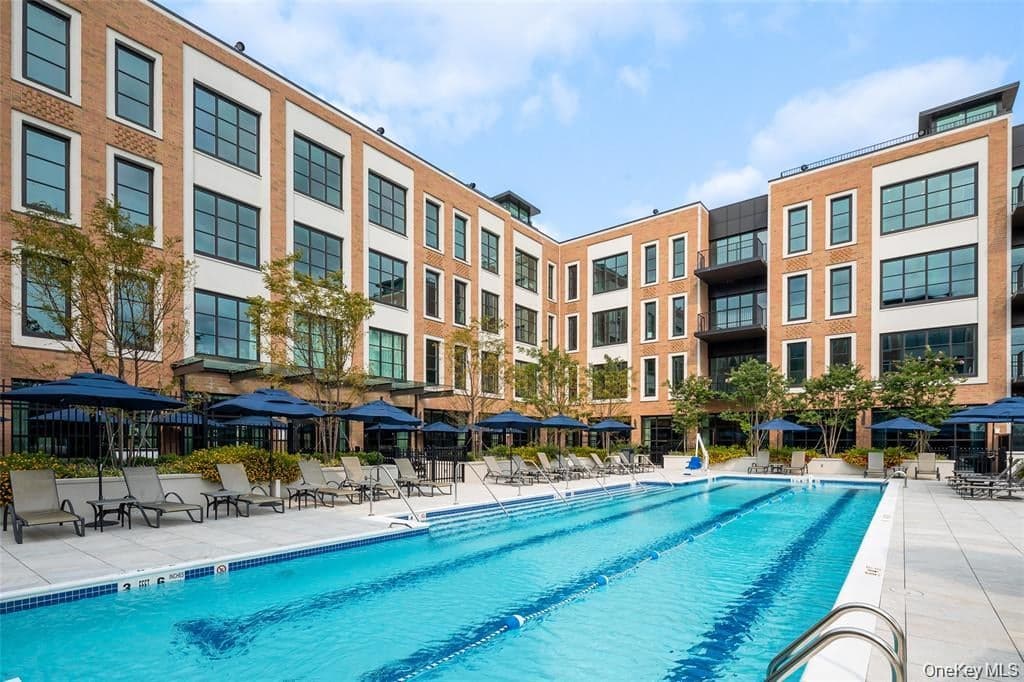 100 Garvies Point Road Unit: 1304 thumbnail 23