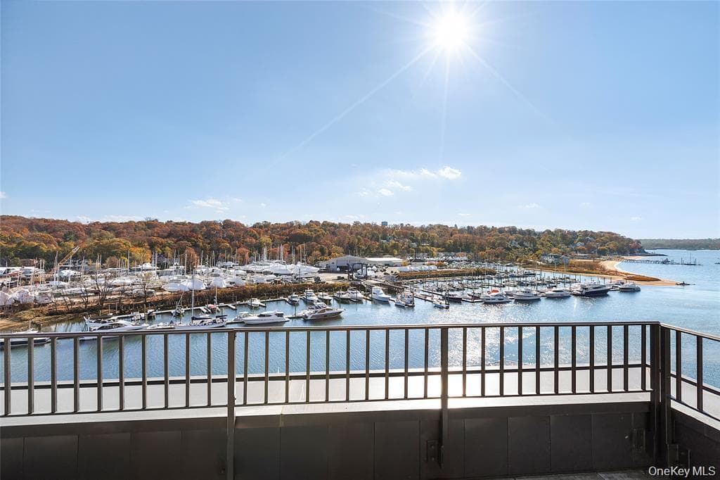 100 Garvies Point Road Unit: 1304 thumbnail 11