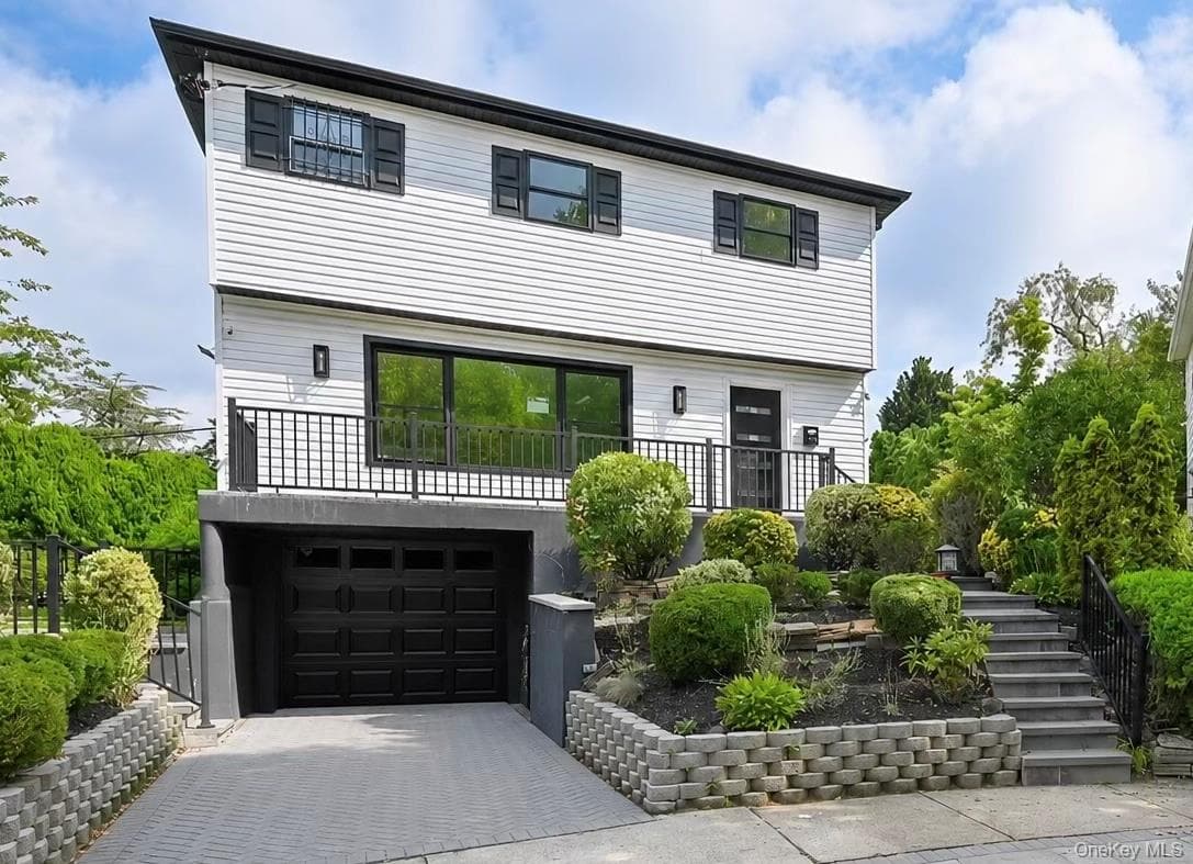 13-15 143rd Street, Malba