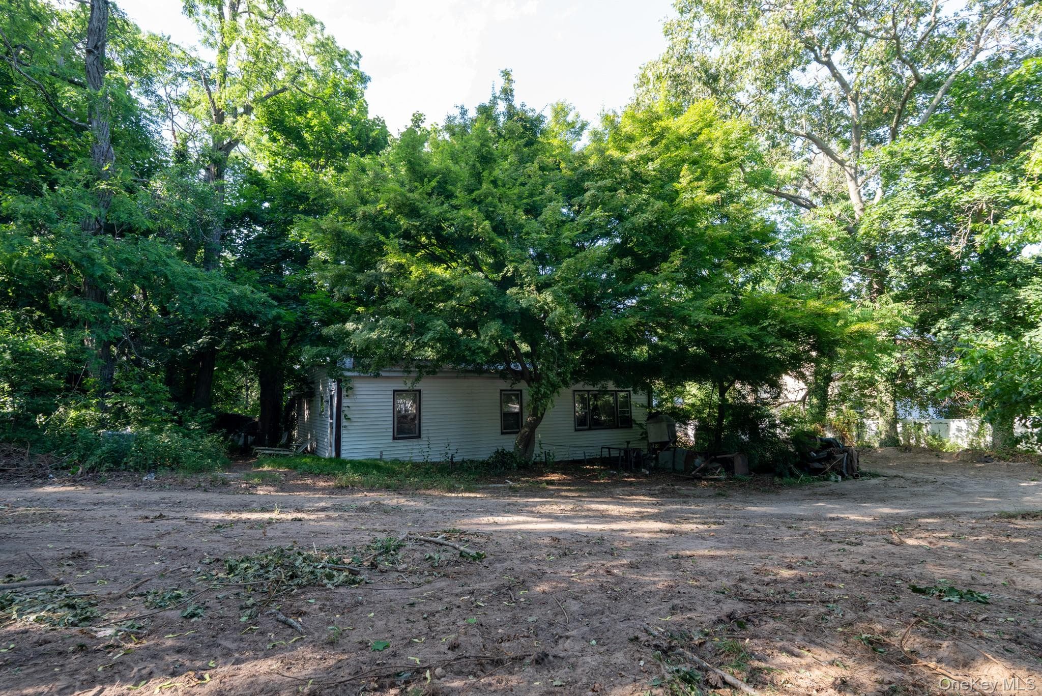 357 Smithtown Boulevard thumbnail 15
