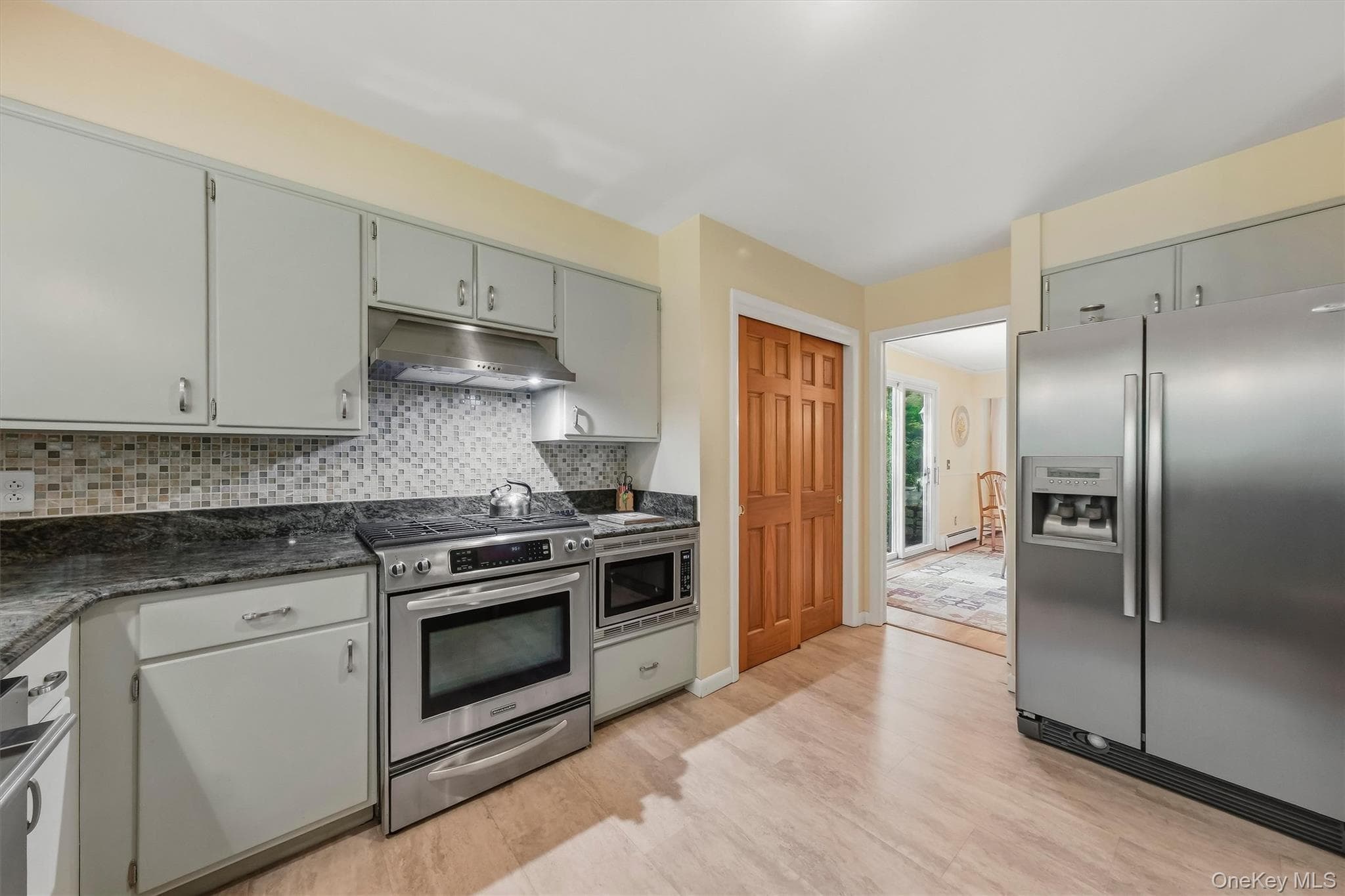 2 Woodcrest Drive thumbnail 13