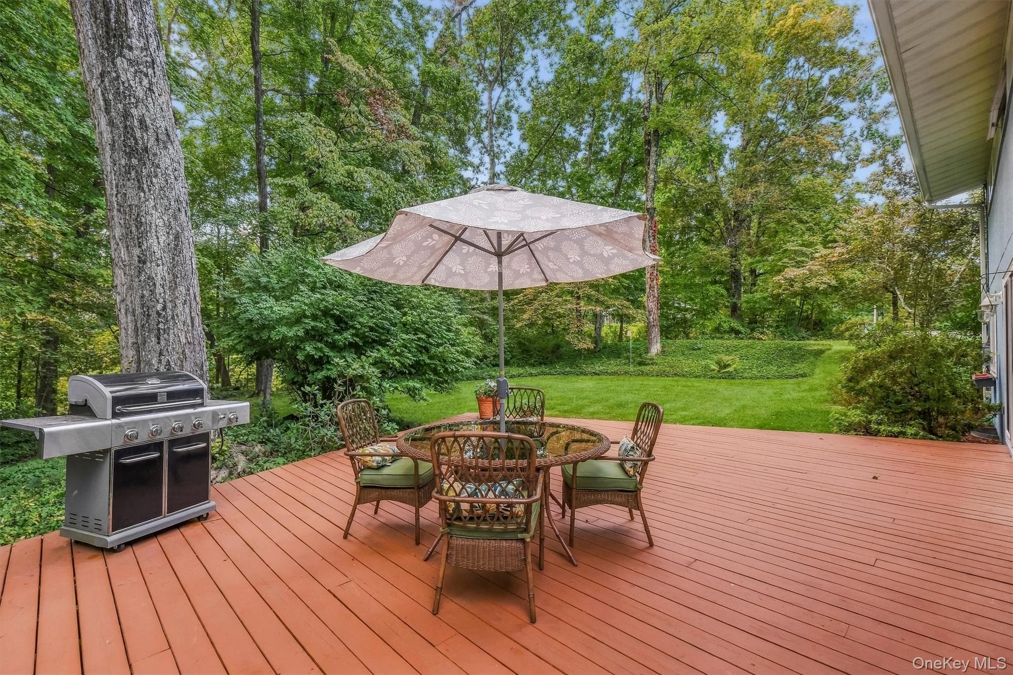 2 Woodcrest Drive thumbnail 36