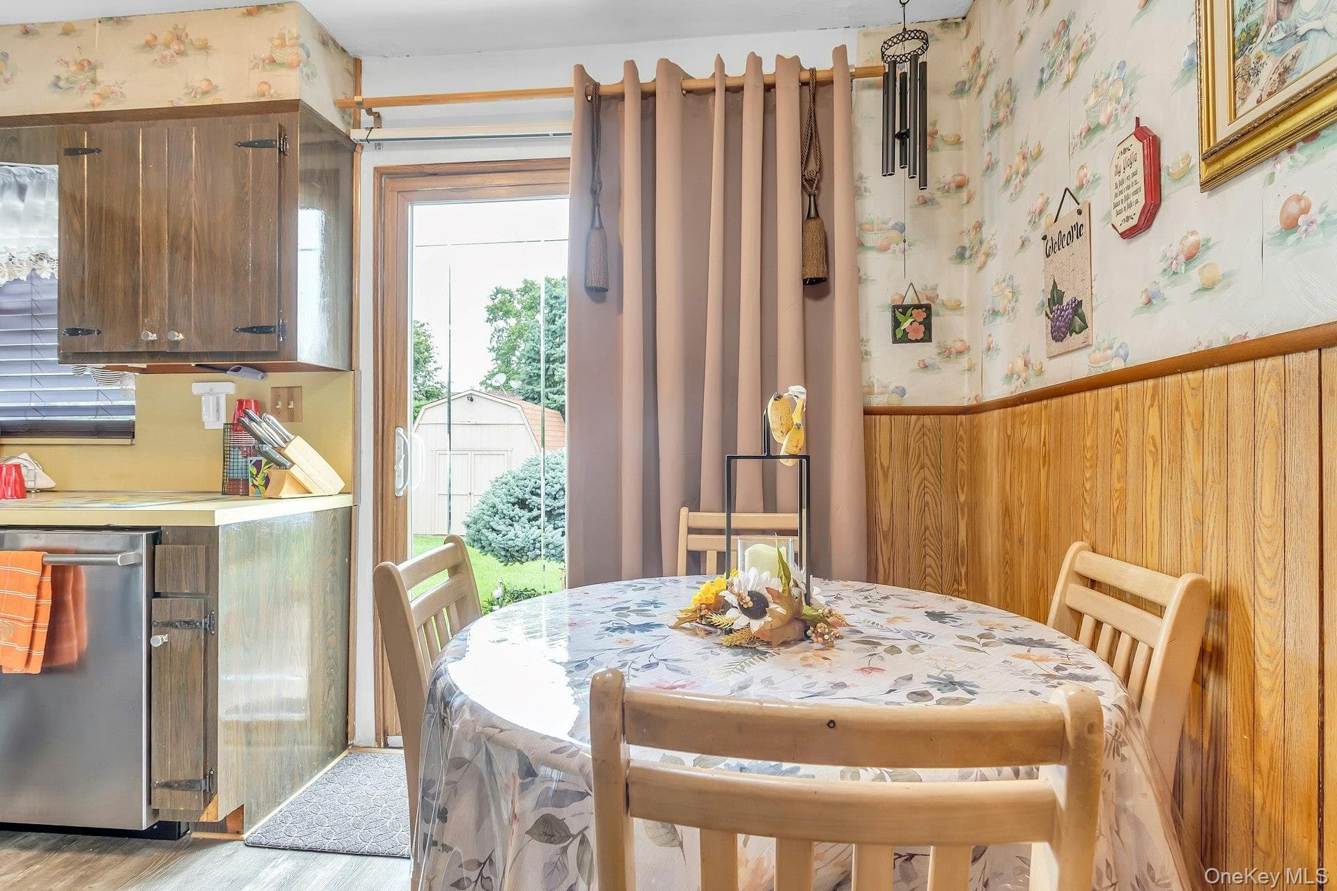 996 Merillon Avenue thumbnail 5