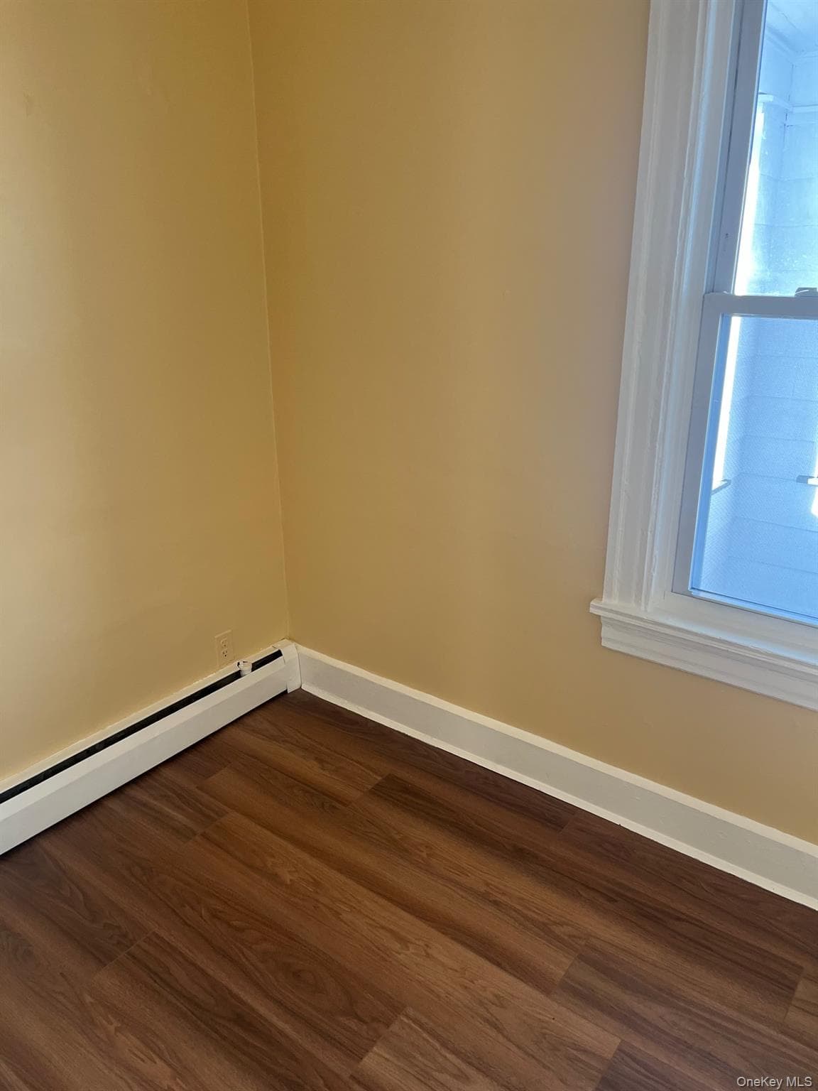 235 Smith Avenue thumbnail 6