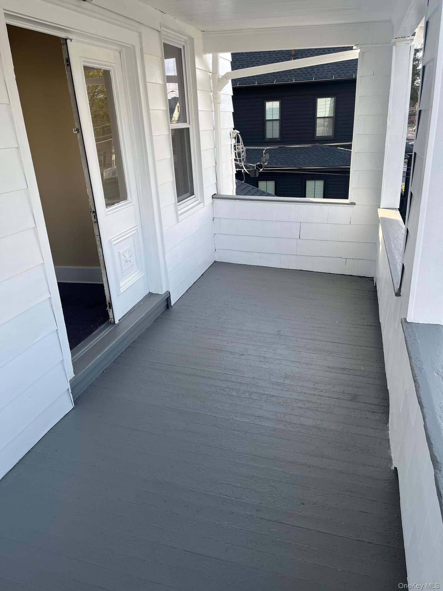 235 Smith Avenue thumbnail 13