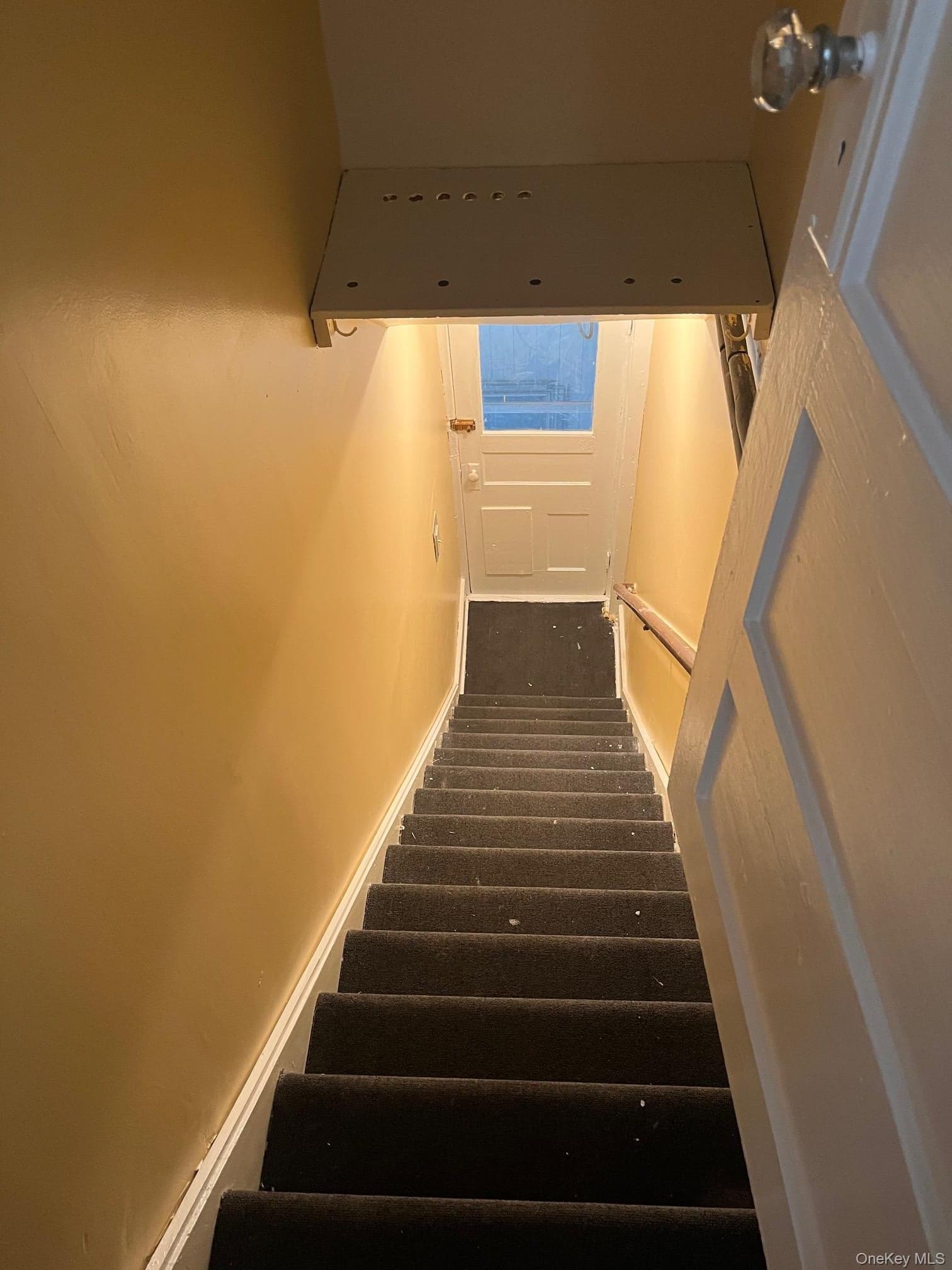 235 Smith Avenue thumbnail 19