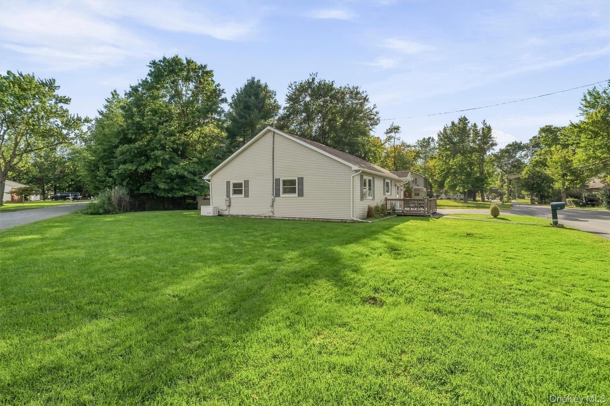 21 Midway Drive thumbnail 26
